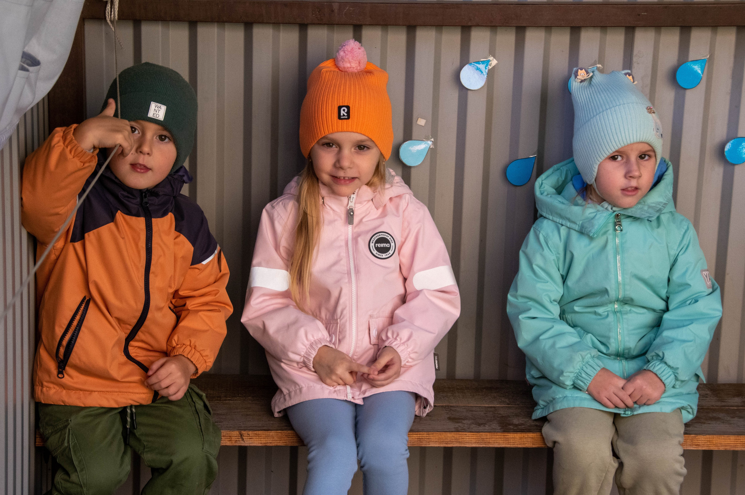 2023 г. День дошкольного работника и прогулка. Репортажный и детский фотограф в Новосибирске