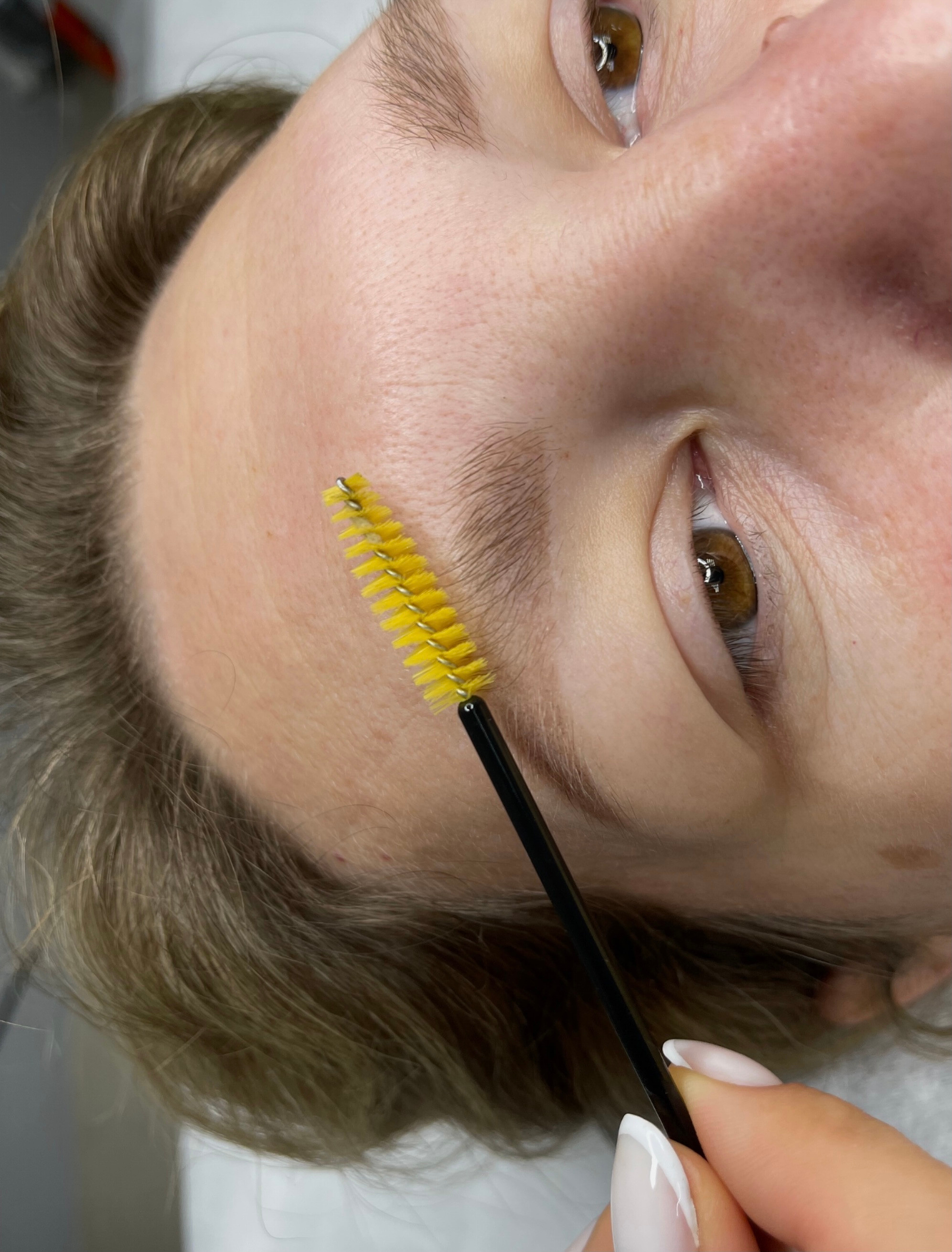 заживший перманентный макияж бровей в пудровой технике