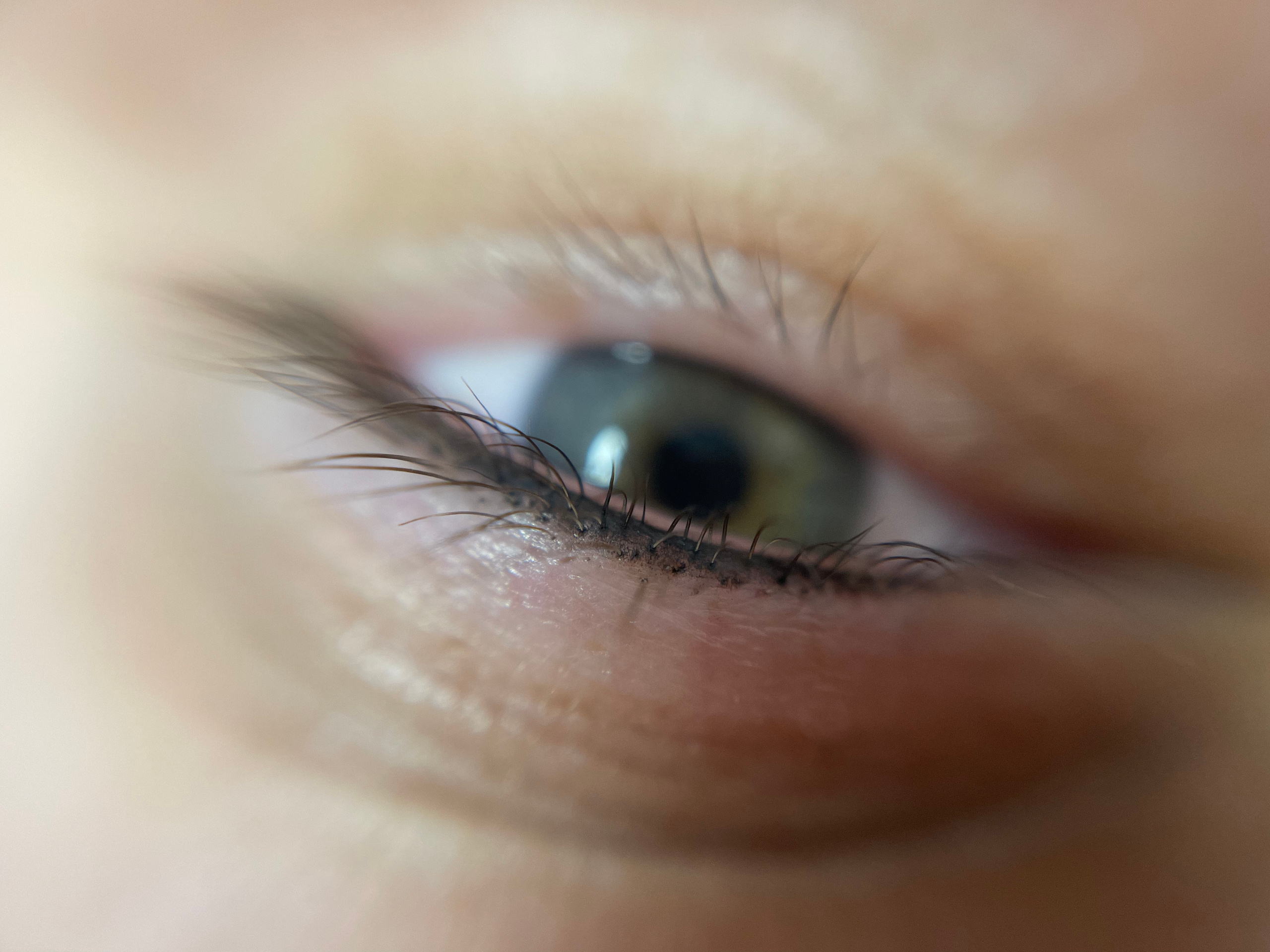 перманентный макияж межресничного пространтства