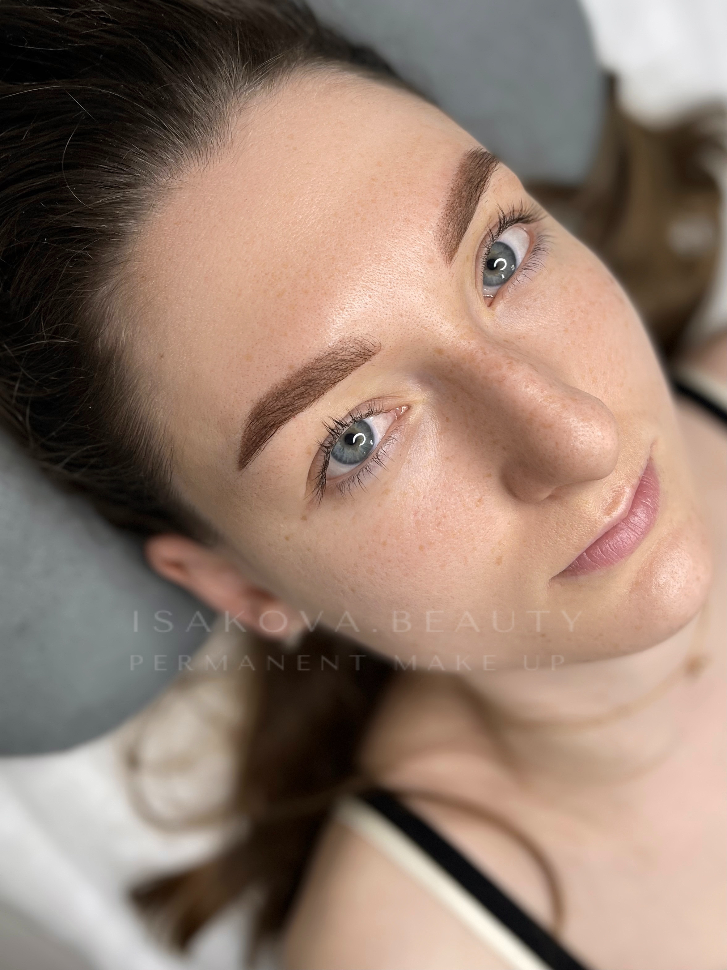 БРОВИ сразу после процедуры. Перманентный макияж и удаление старого татуажа в Ростове-на-Дону Дарья Исакова