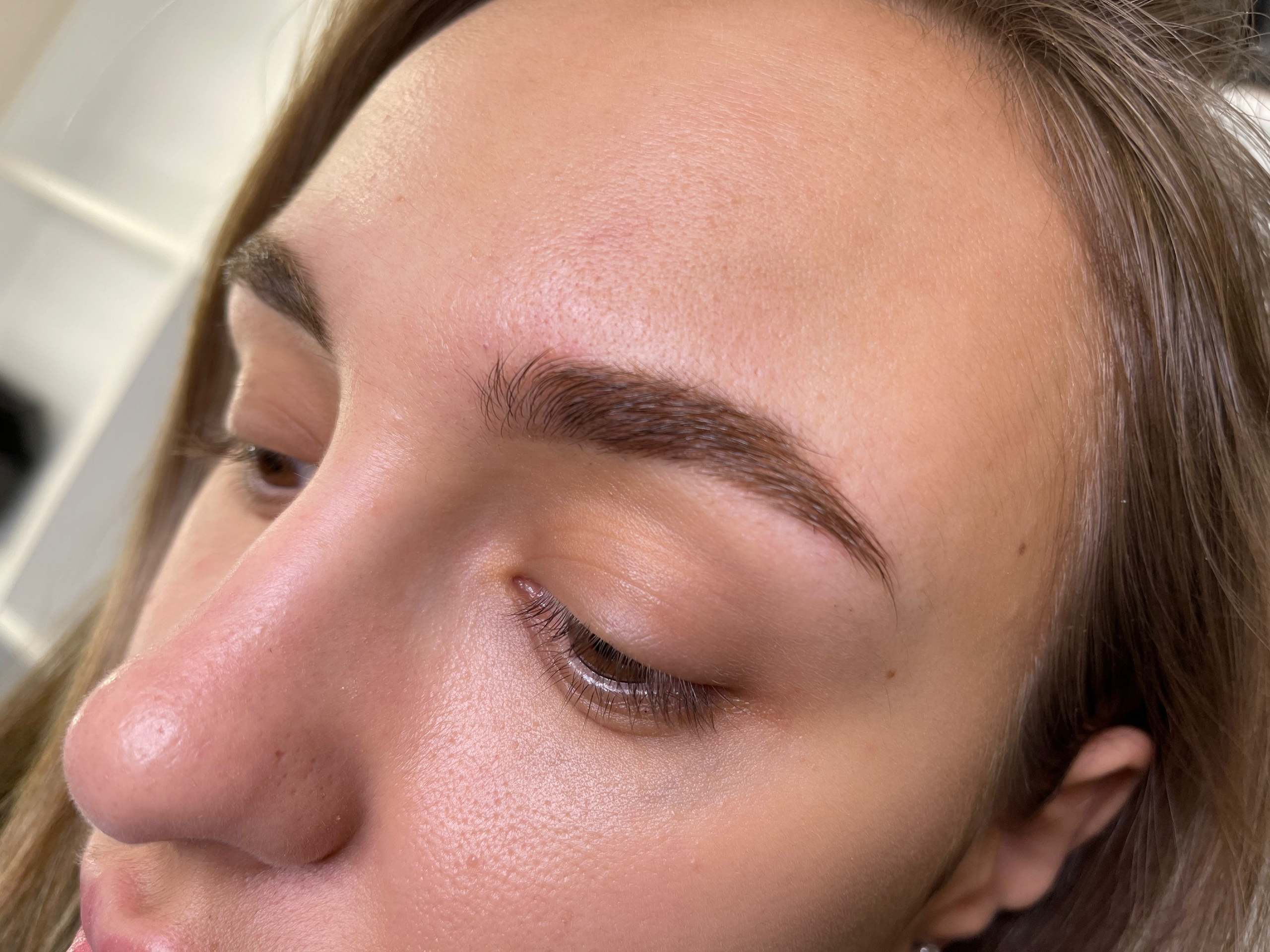 БРОВИ зажившие. Перманентный макияж и удаление старого татуажа в Ростове-на-Дону Дарья Исакова