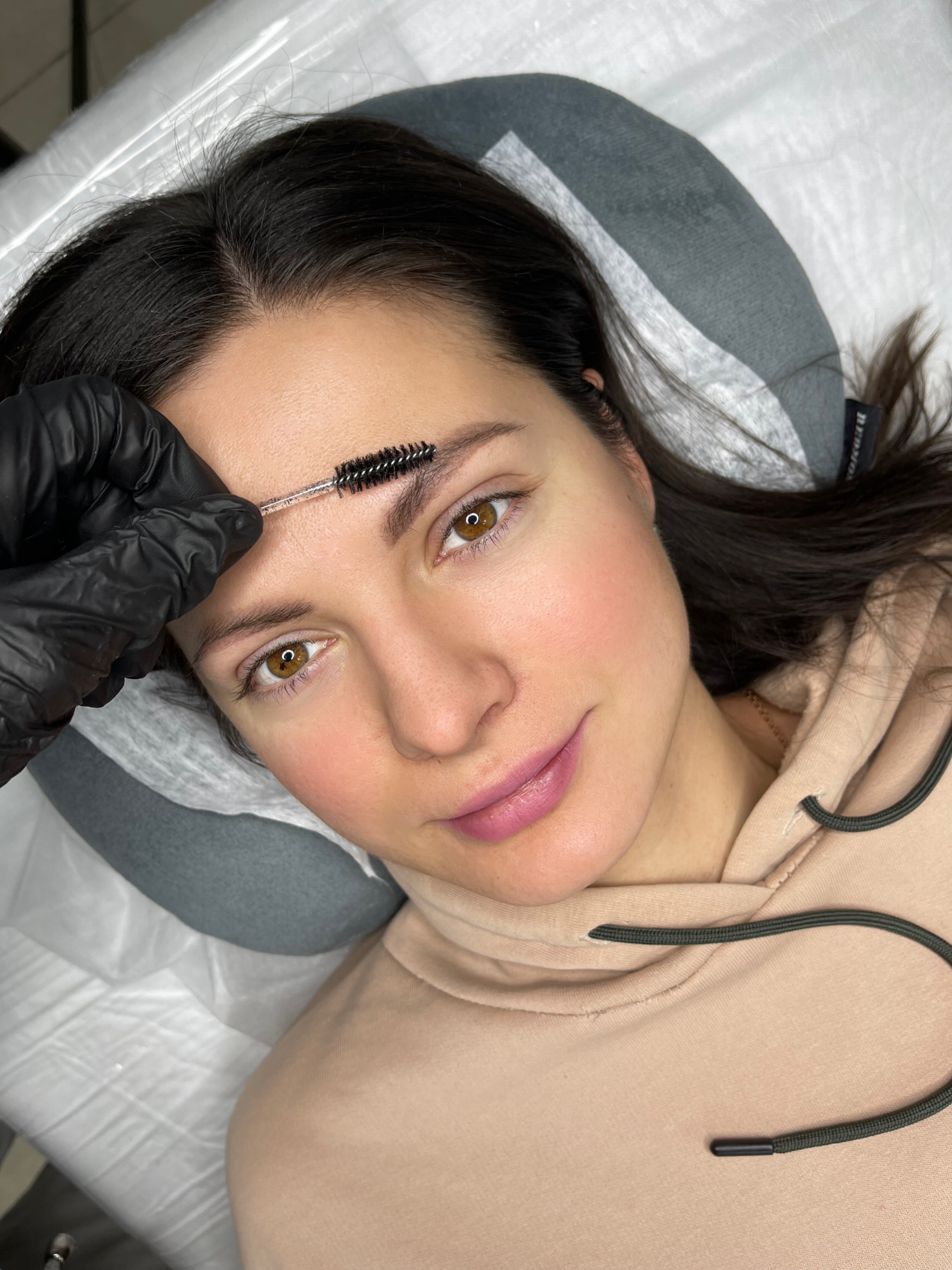 зажившие брови после второго этапа (коррекции)