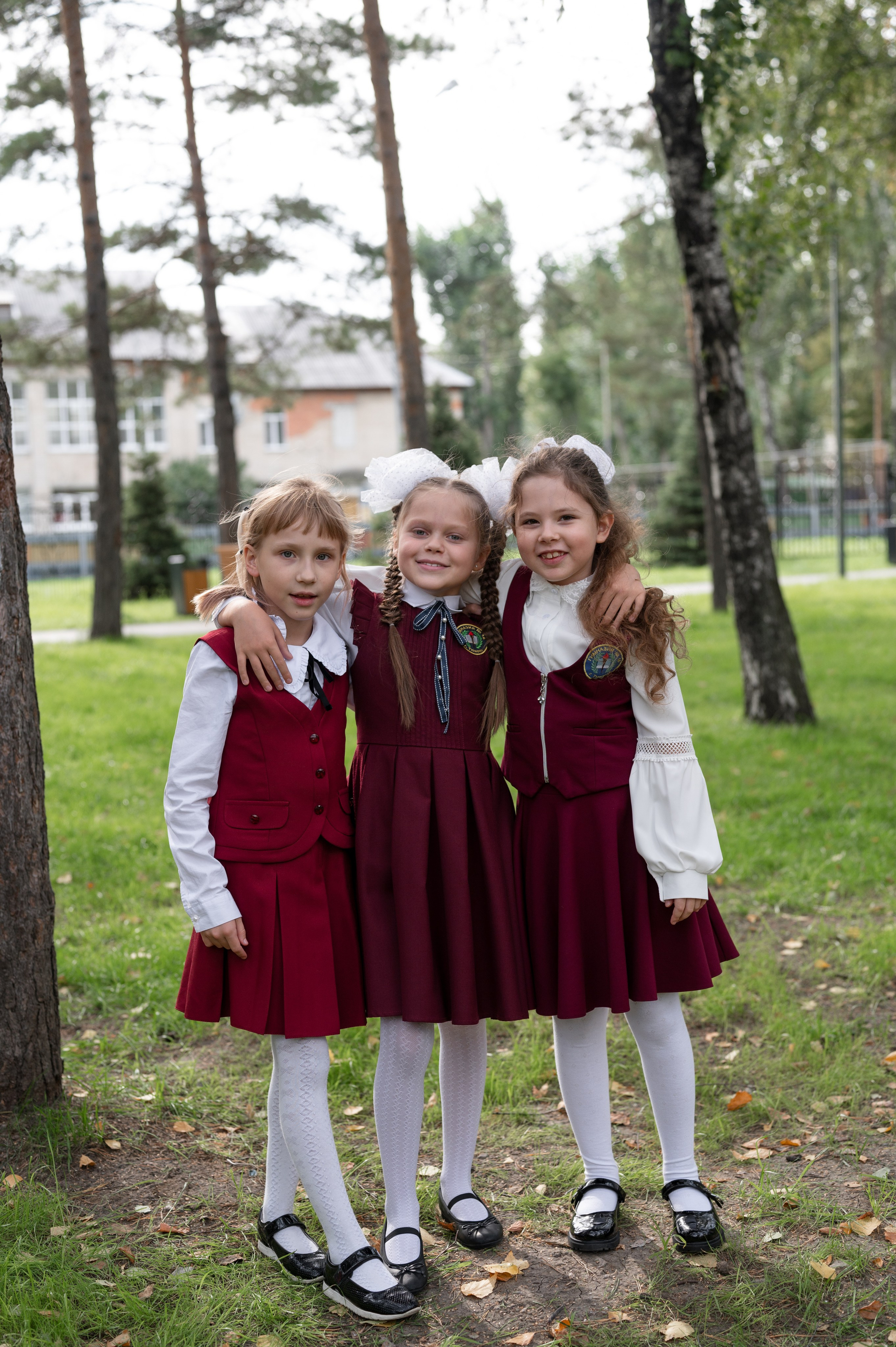 1 сентября 16 гимназия 2 класс (линейка + в классе+ на улице). Фотограф новорожденных, семейный детский в Тюмени Татьяна Морозова