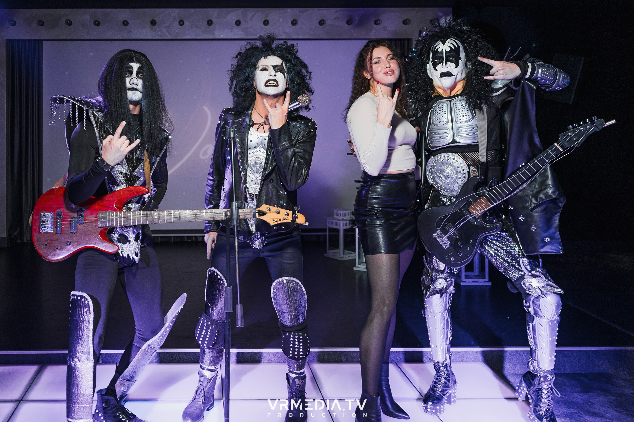 РОК-ВЕЧЕРИНКА в караоке-баре «Volna»