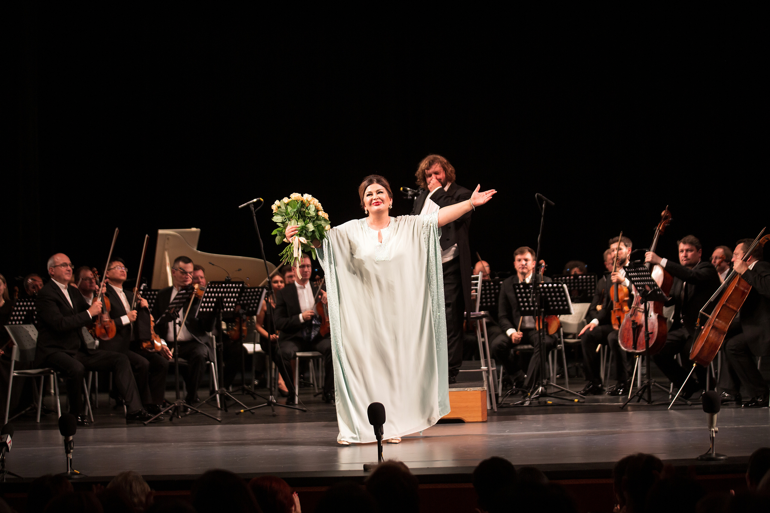 «Хибла Герзмава приглашает…». Свадебный и семейный фотограф в Абхазии Эля Цишба