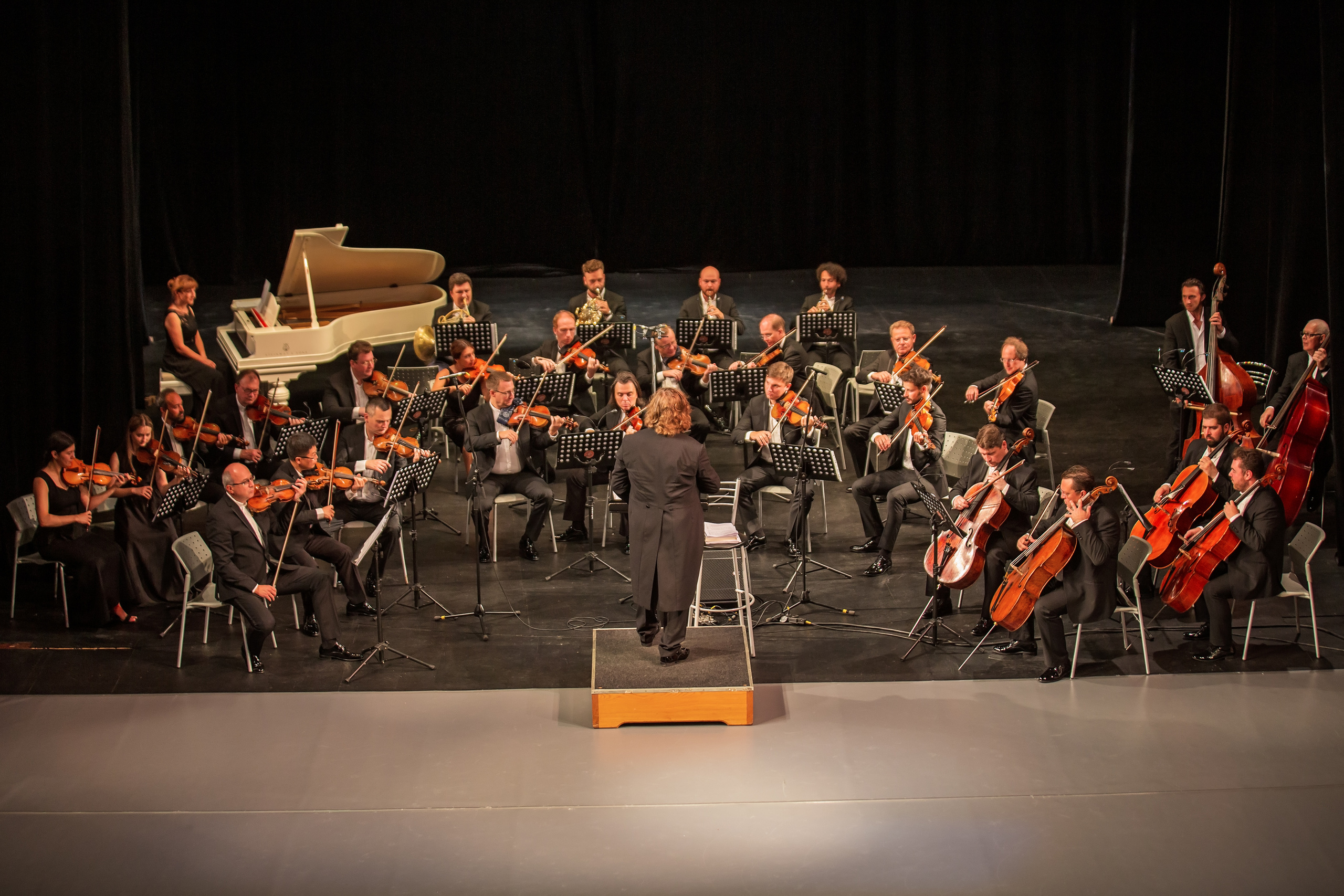 «Хибла Герзмава приглашает…». Свадебный и семейный фотограф в Абхазии Эля Цишба