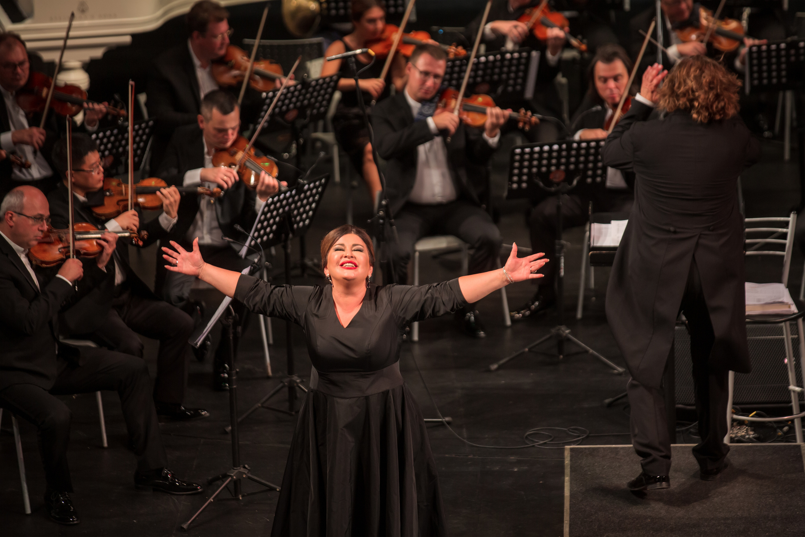 «Хибла Герзмава приглашает…». Свадебный и семейный фотограф в Абхазии Эля Цишба