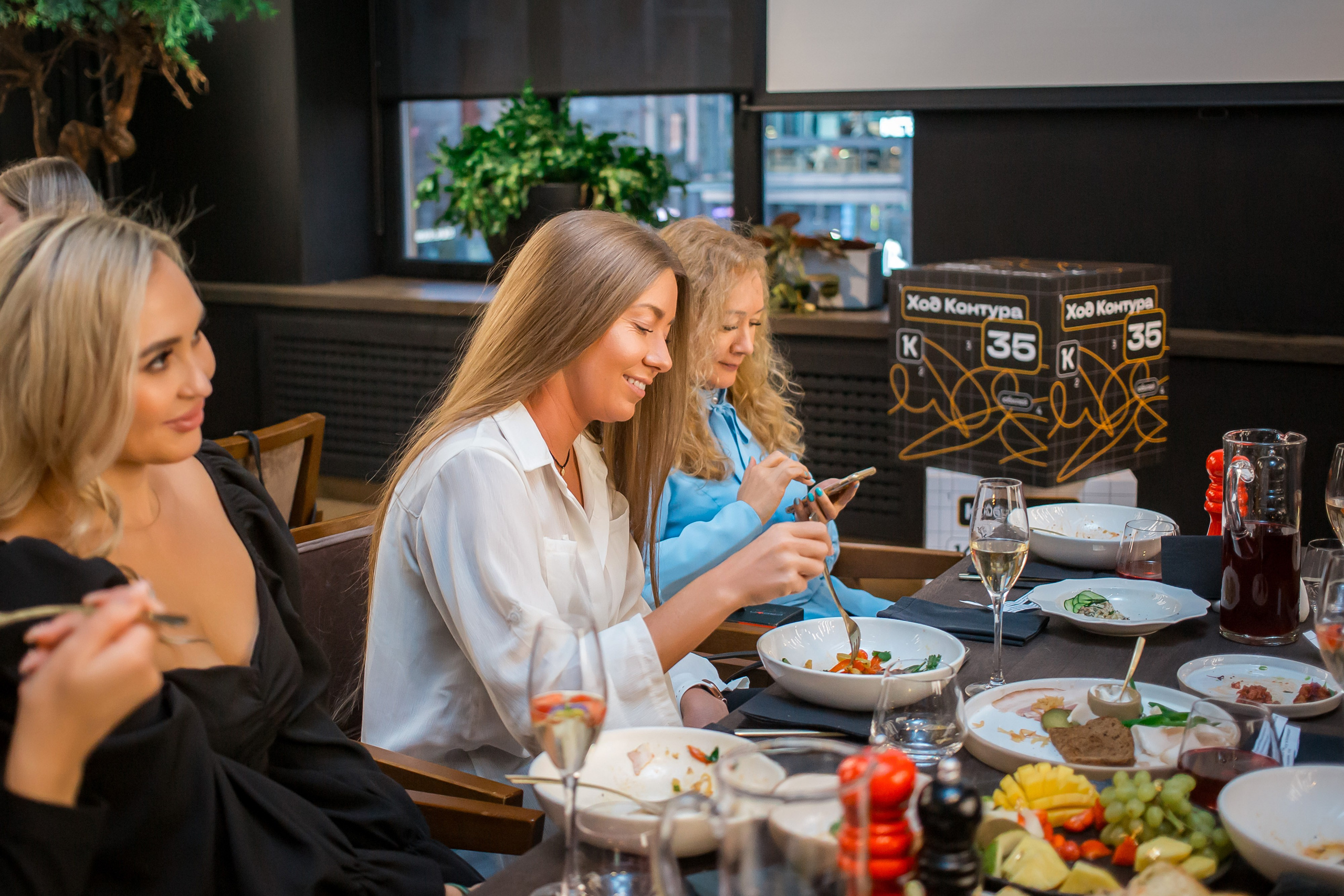 Корпоратив в RIBS. Фотографиня Мария Дикова