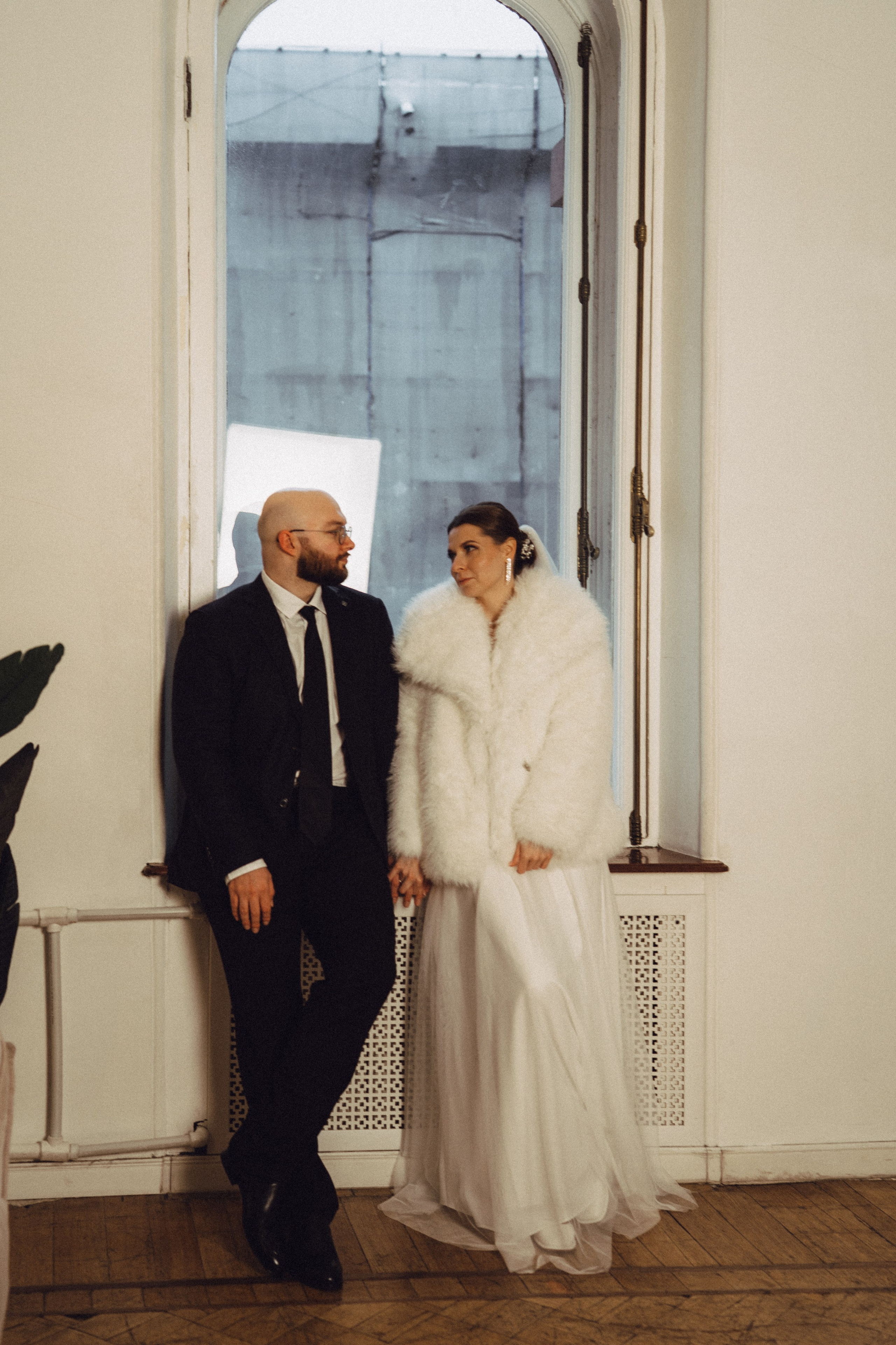 СВАДЕБНАЯ СЬЕМКА ВО ВТОРОМ ДВОРЦЕ (ДЕКАБРЬ) ТАКЖЕ СЬЕМКА В СТУДИИ НА ЧЕРНЫШЕВСКОЙ. Профессиональный фотограф, Санкт-Петербург — Виктория Богомолова