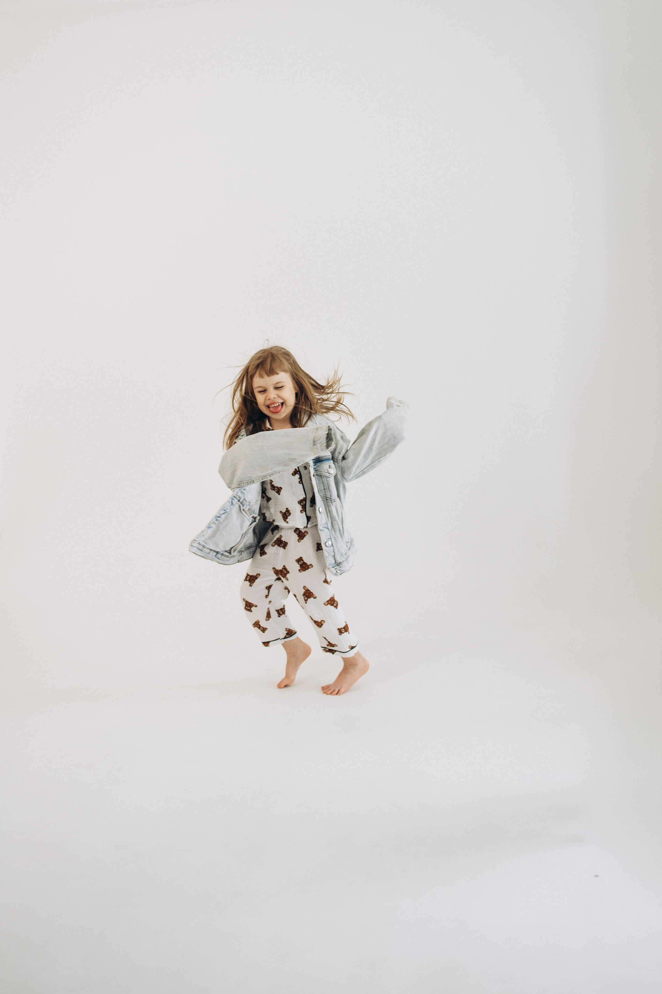 Людмила с Сонечкой и Ваней в студии. Семейный фотограф в Москве Марина Петра