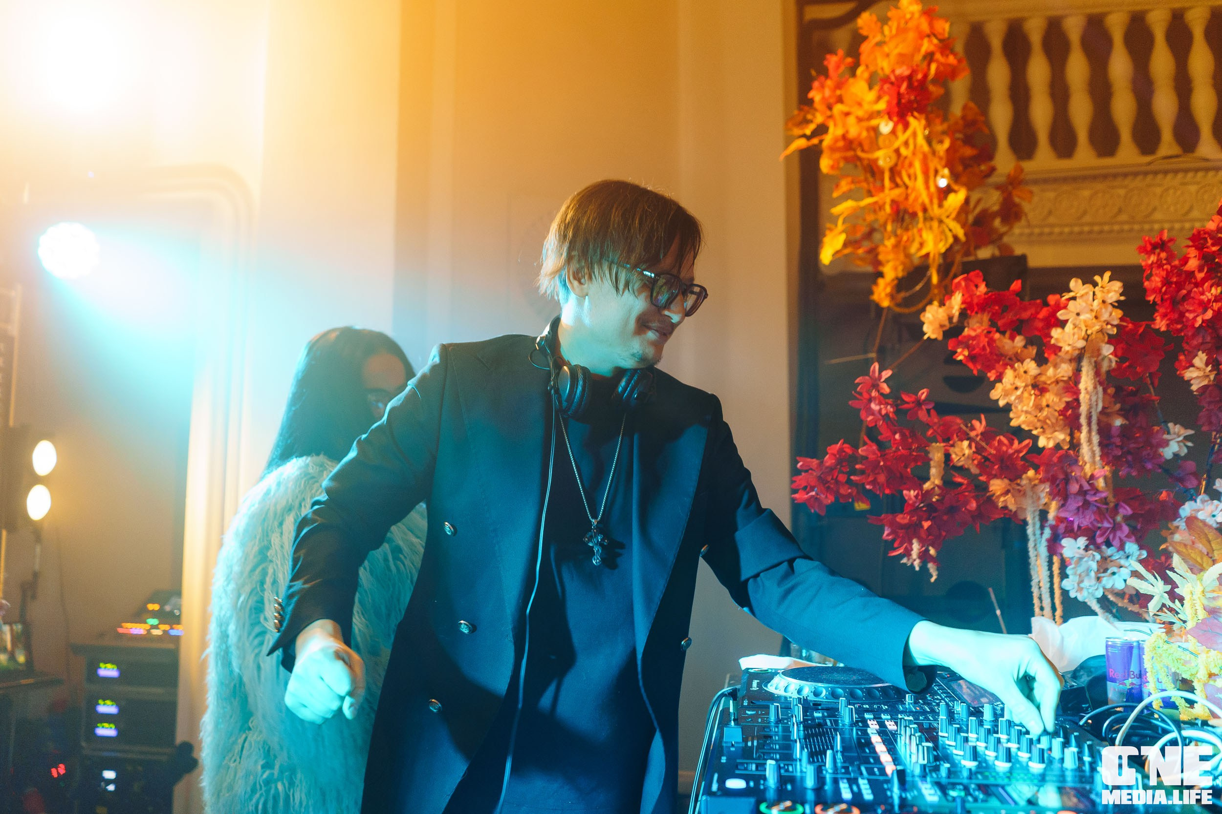 Фоторепортаж из клуба Universal. One Media Life: фоторепортажи, фотоотчеты с мероприятий и заведений