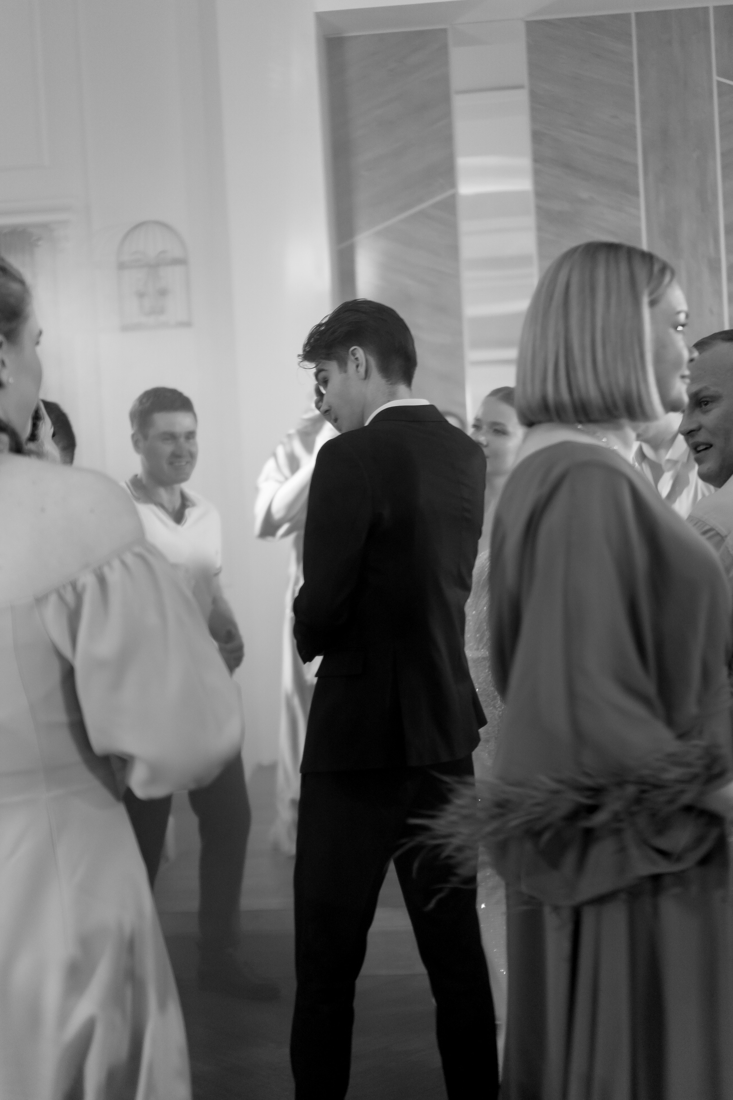 СВАДЕБНАЯ СЬЕМКА СБОРОВ В ОТЕЛЕ И ВЫЕЗД НА ЦЕРЕМОНИЮ (СНЯТО В СИБИРЕ В НИЖНЕВАРТОВСКЕ). Профессиональный фотограф, Санкт-Петербург — Виктория Богомолова