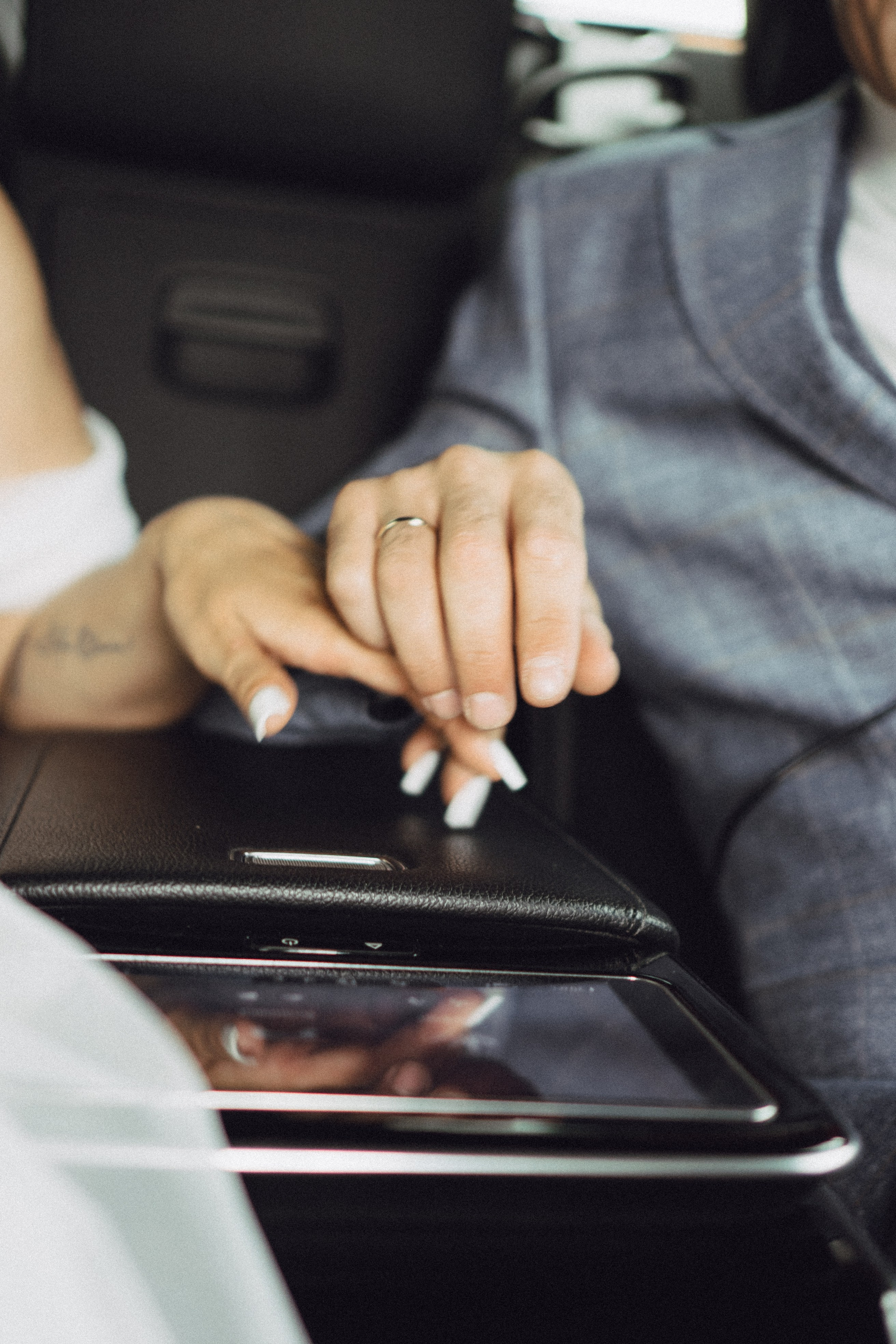 СВАДЕБНАЯ ПРОГУЛКА РЕСТОРАН МЫ ЖЕ НА ТЫ И ФОТОСЕССИИЯ С АВТОМОБИЛЕМ. Профессиональный фотограф, Санкт-Петербург — Виктория Богомолова