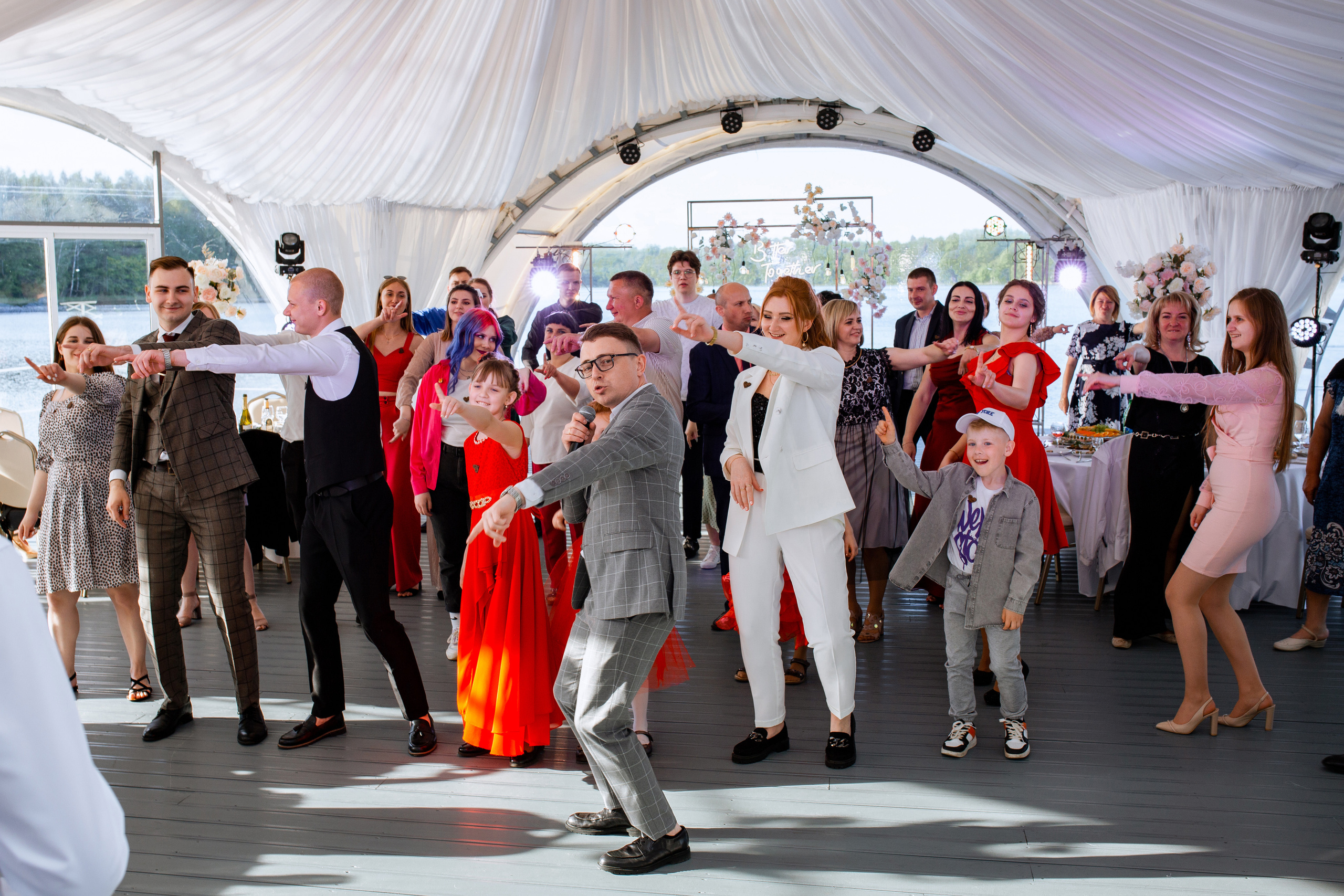 Даниил и Алина. Свадебный фотограф Витебск Минск