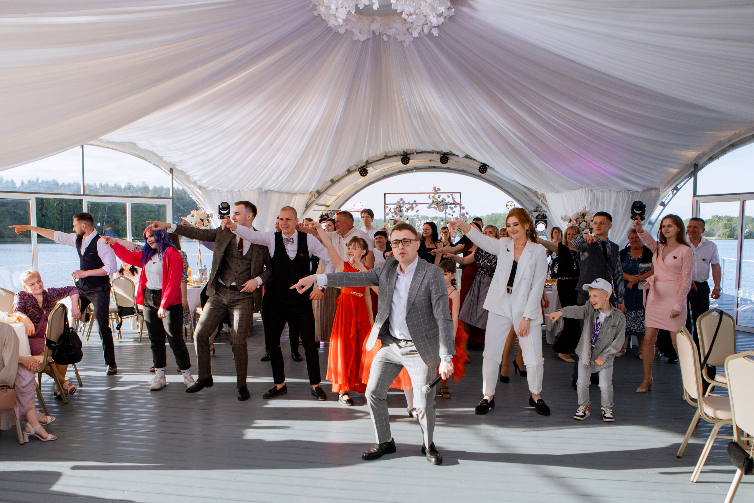 Даниил и Алина. Свадебный фотограф Витебск Минск