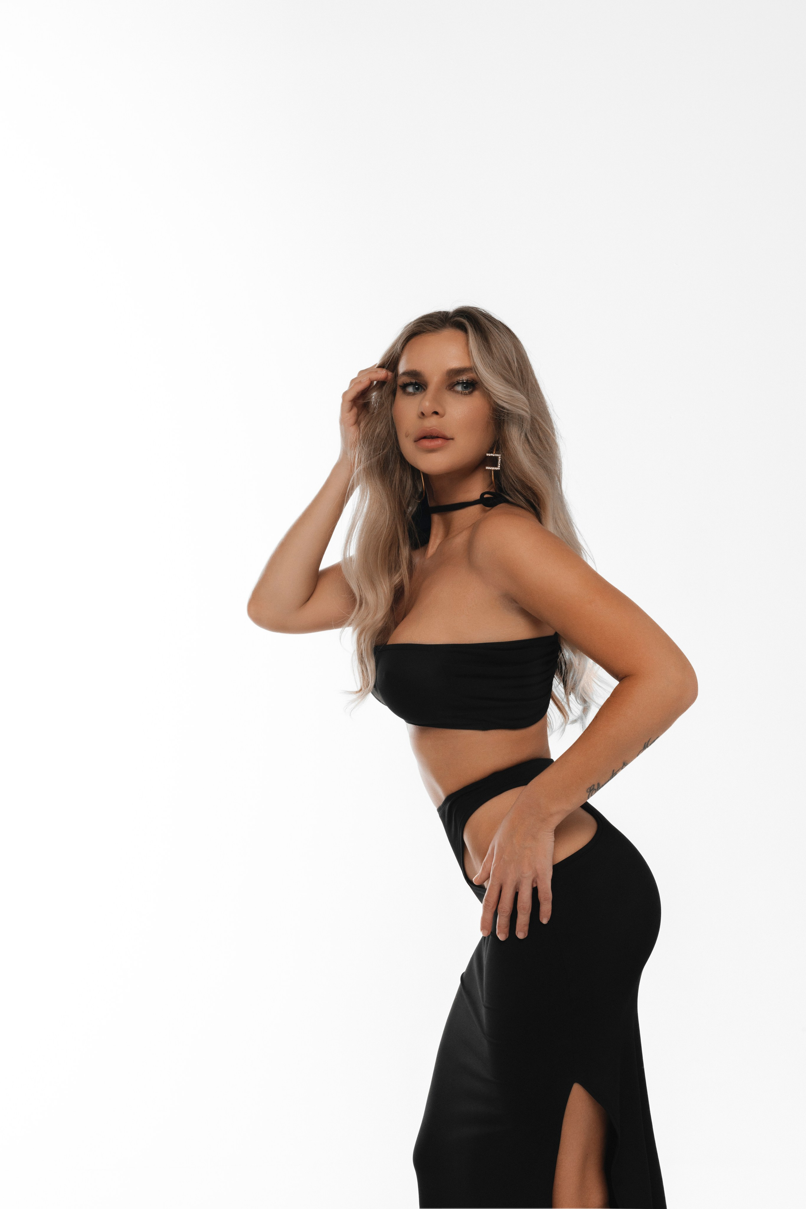 Яна. Главная