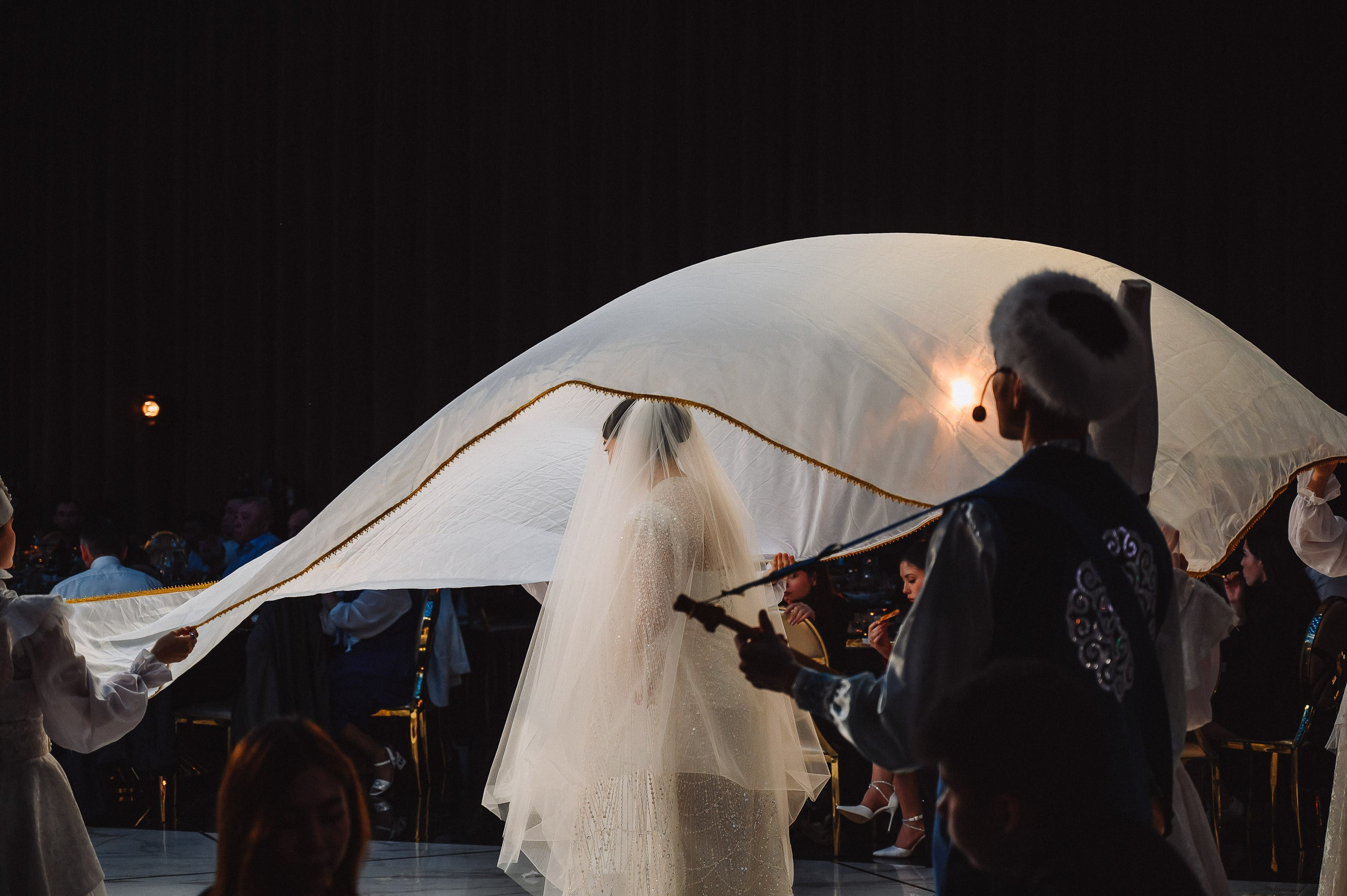 Национальная свадьба в Marshal Grand Hall. Евгений Нисковских — свадебный и репортажный фотограф в Тюмени