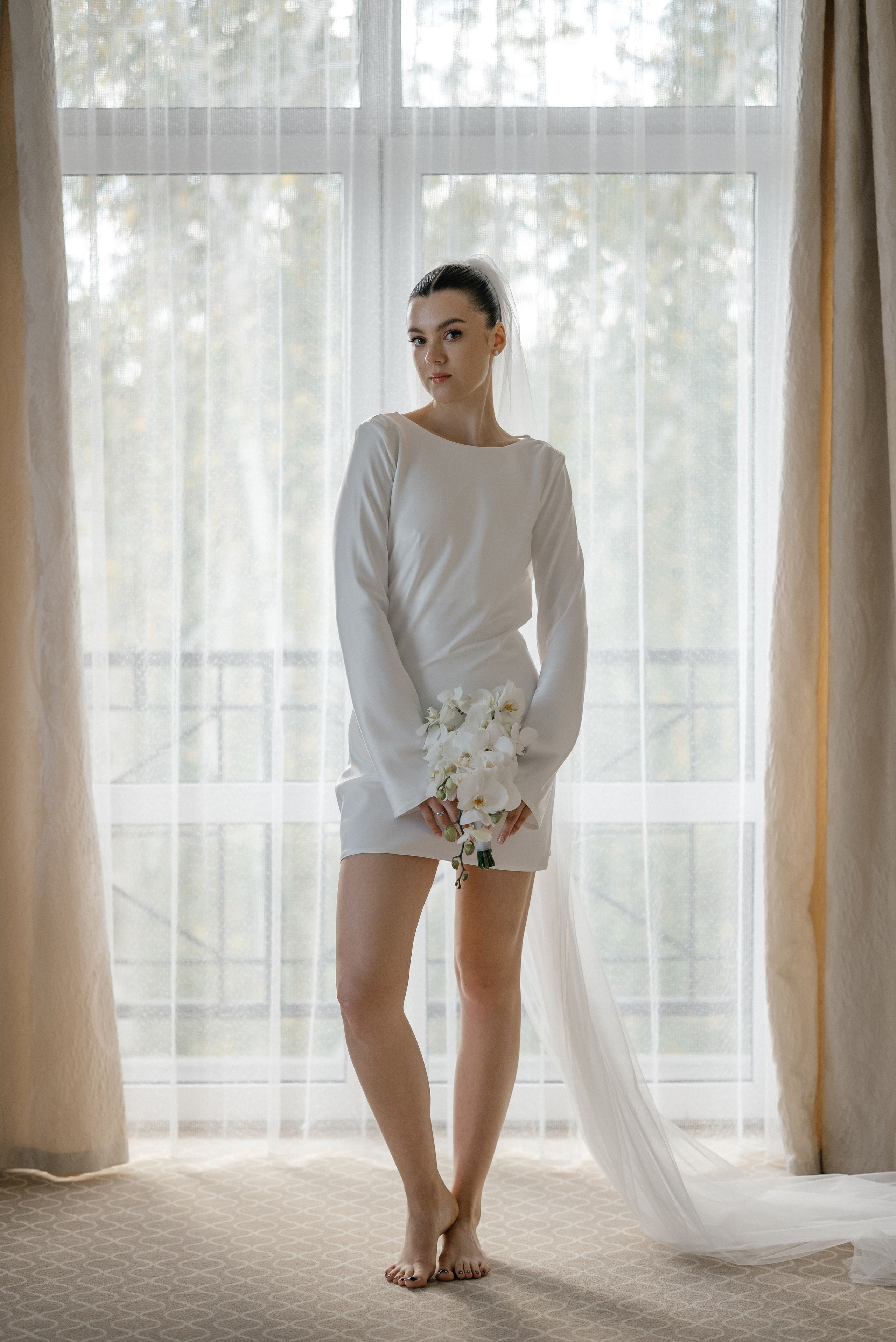 Wedding day in VERSAL PARK. Wedding PHOTOGRAPHER Andrew Vnukov