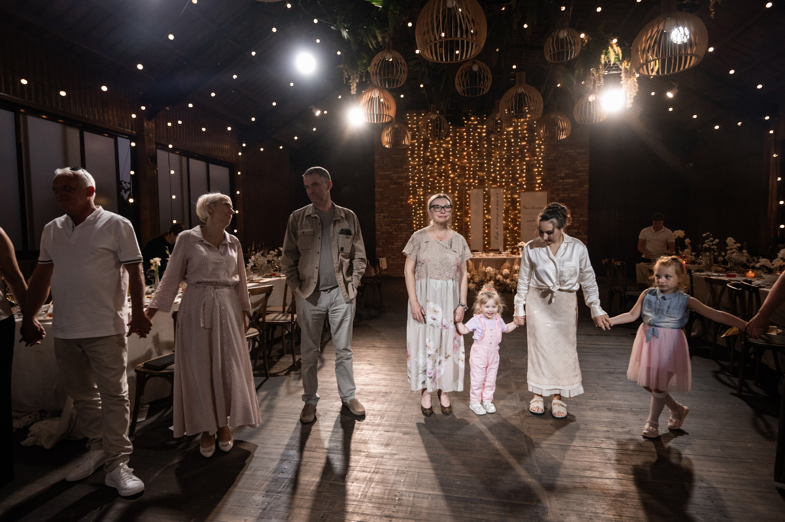 2024. Богдан и Ирина. Свадебный и семейный фотограф в Москве и Европе Евгения Амелина