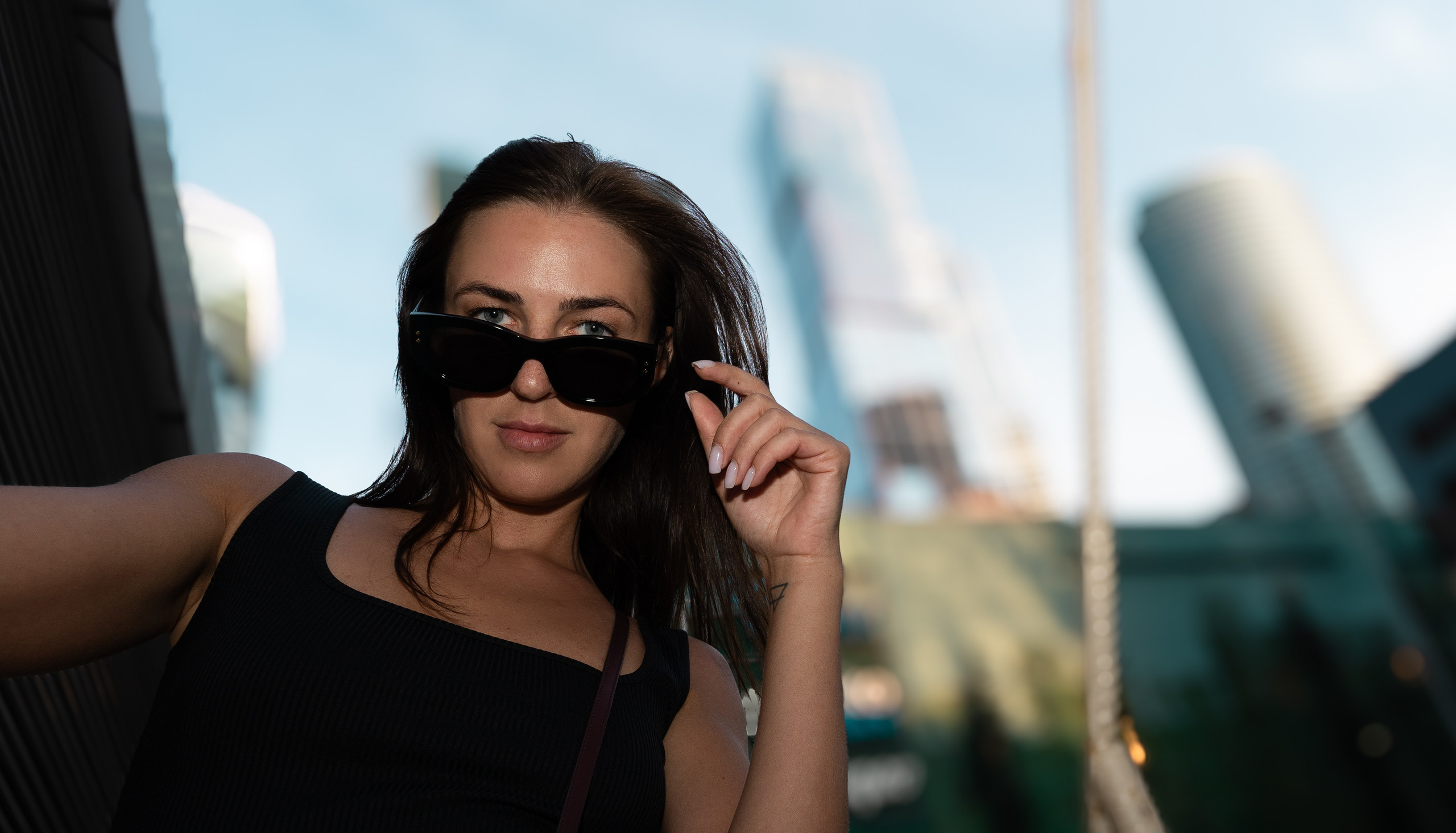 ПОРТРЕТЫ. ПОБУДЬ ЗДЕСЬ И ЦЕЛЕЕ БУДЕТ ЭТОТ МИР