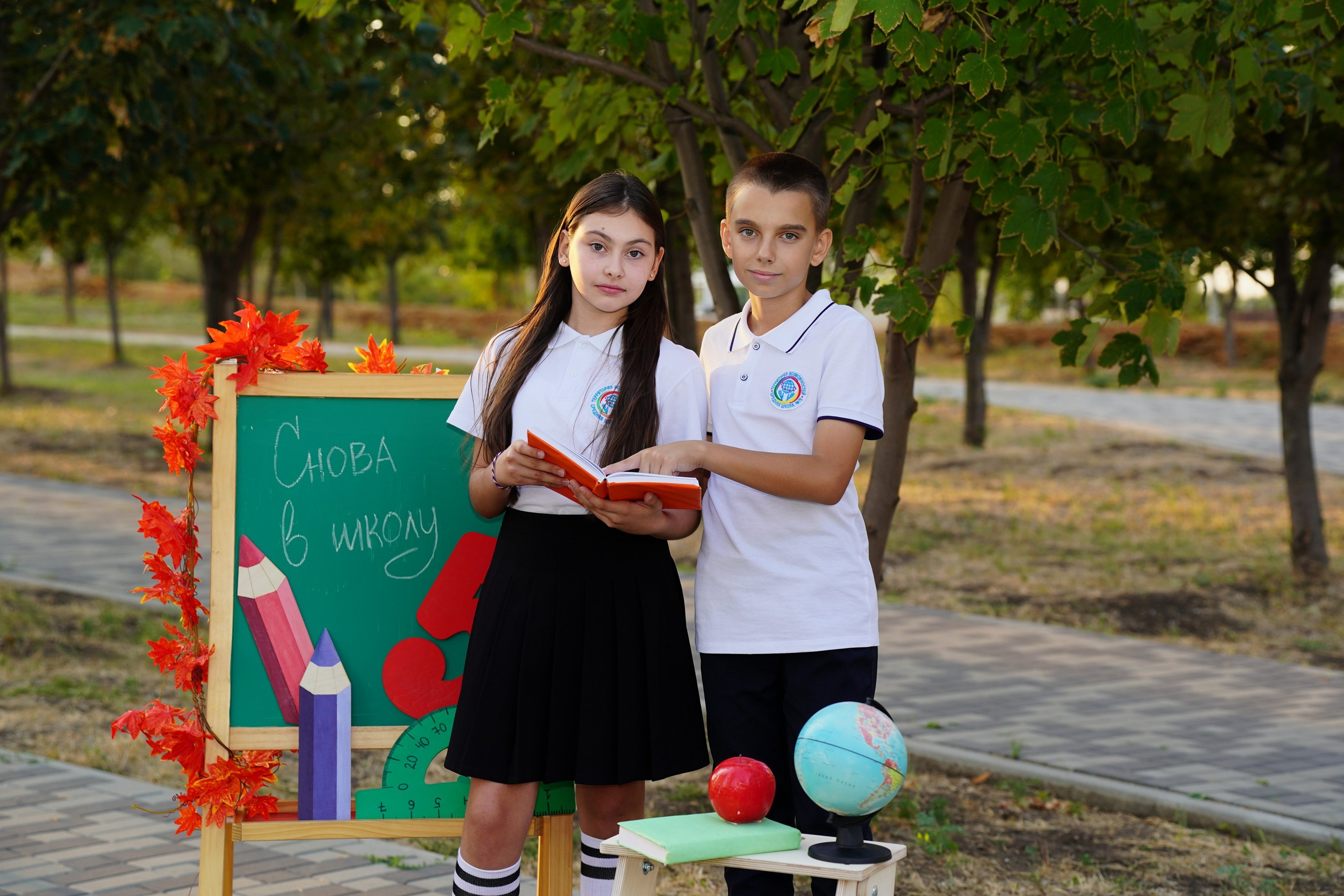 Фотосессия на природе. MEMENTO.Выпускные альбомы, школьные, юбилейные и другие книги. Ростов-на-Дону