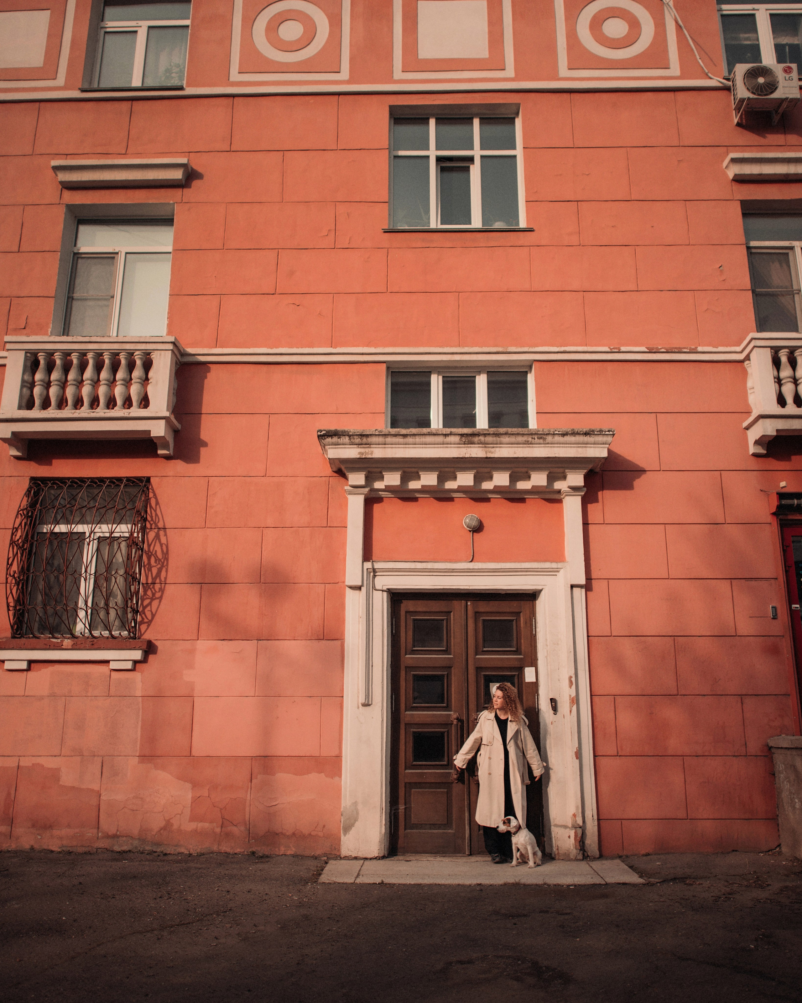 Рассвет в городе: Ира и парсон Гром. Портфолио