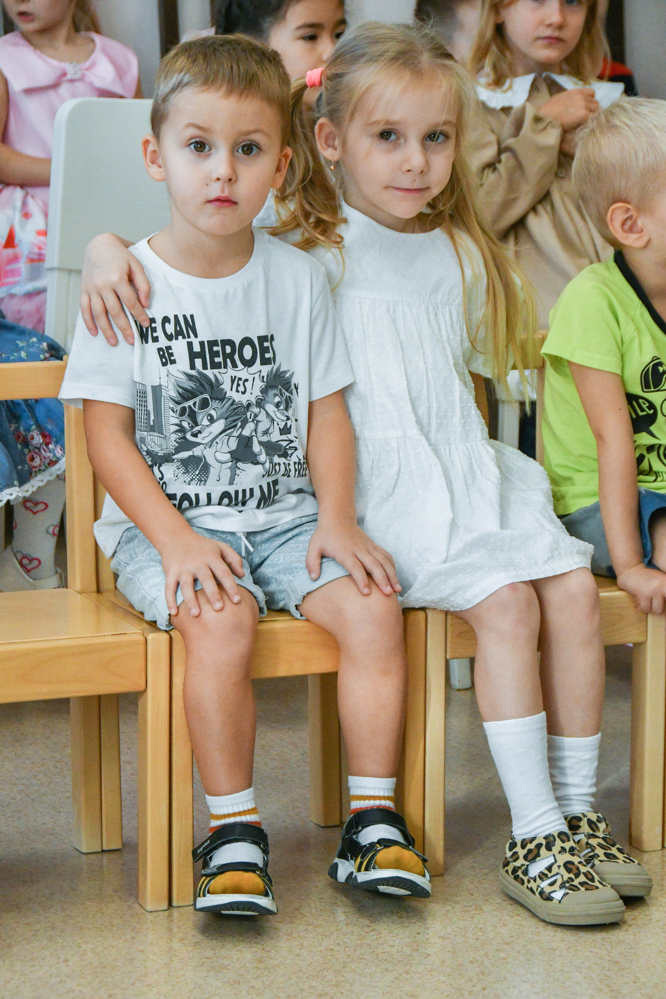 2023 г. День дошкольного работника и прогулка. Репортажный и детский фотограф в Новосибирске