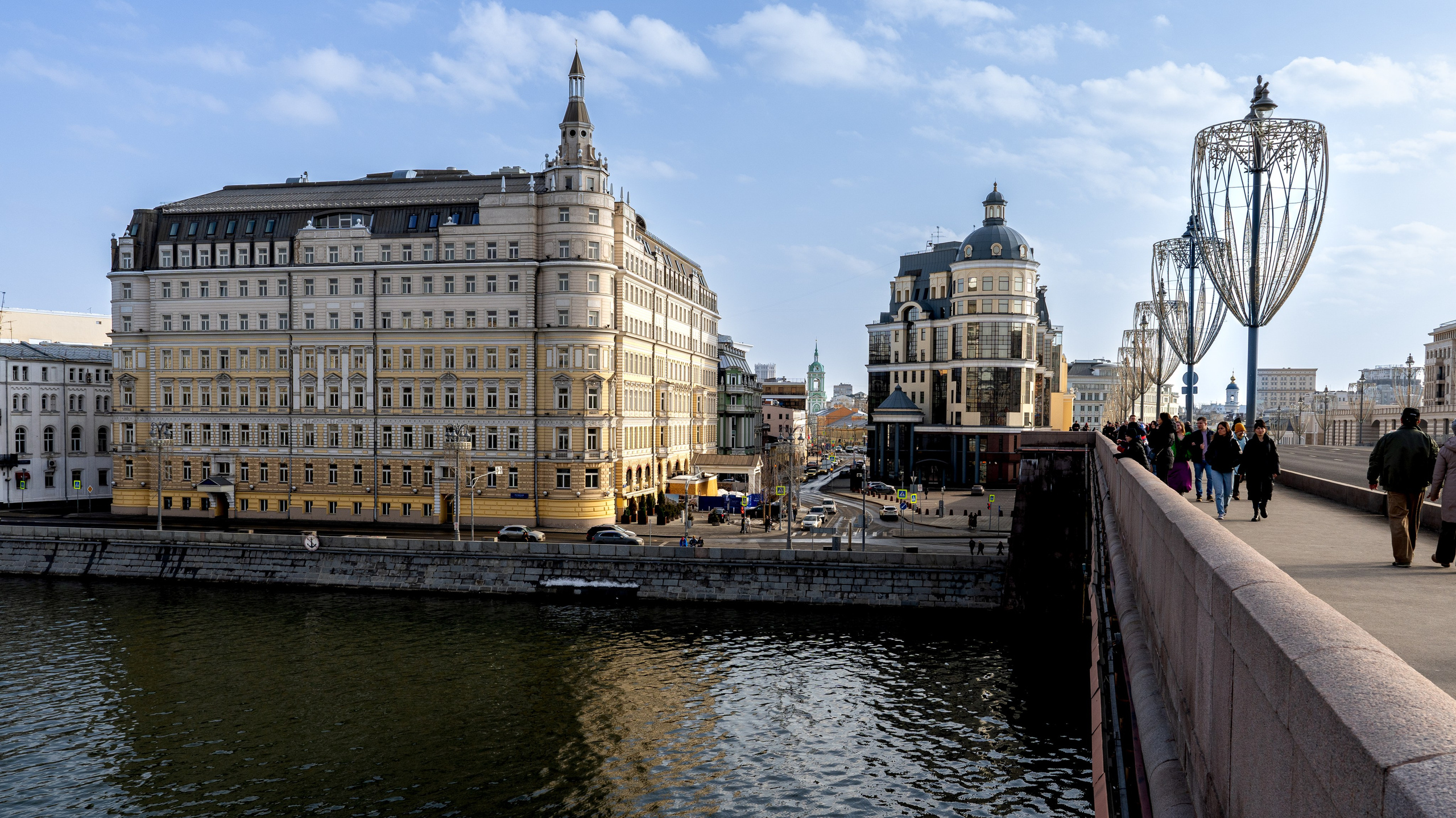 МОСКВА. ПОБУДЬ ЗДЕСЬ И ЦЕЛЕЕ БУДЕТ ЭТОТ МИР
