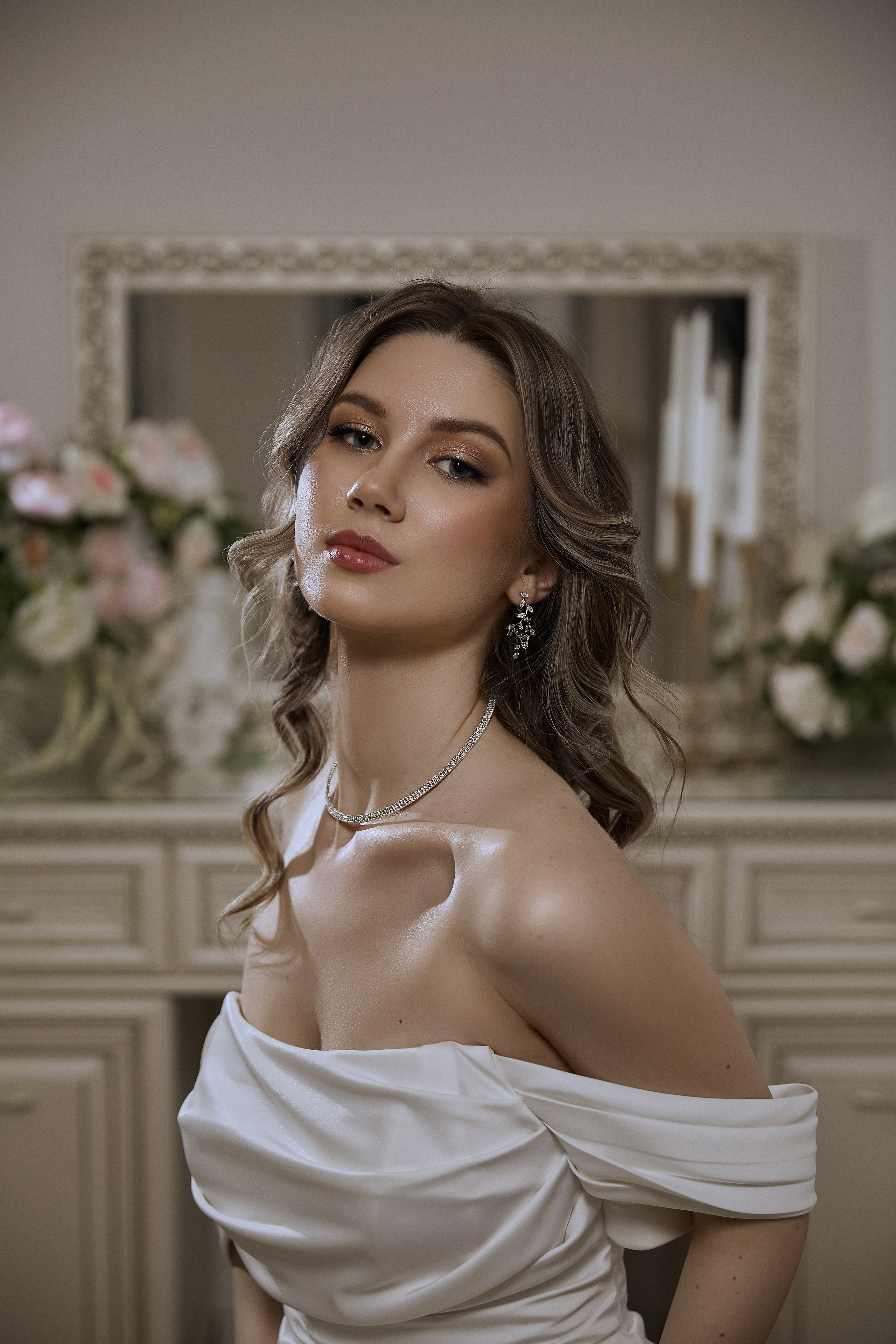 Утро невесты в отеле. Фотограф в Твери Helga J. Fox