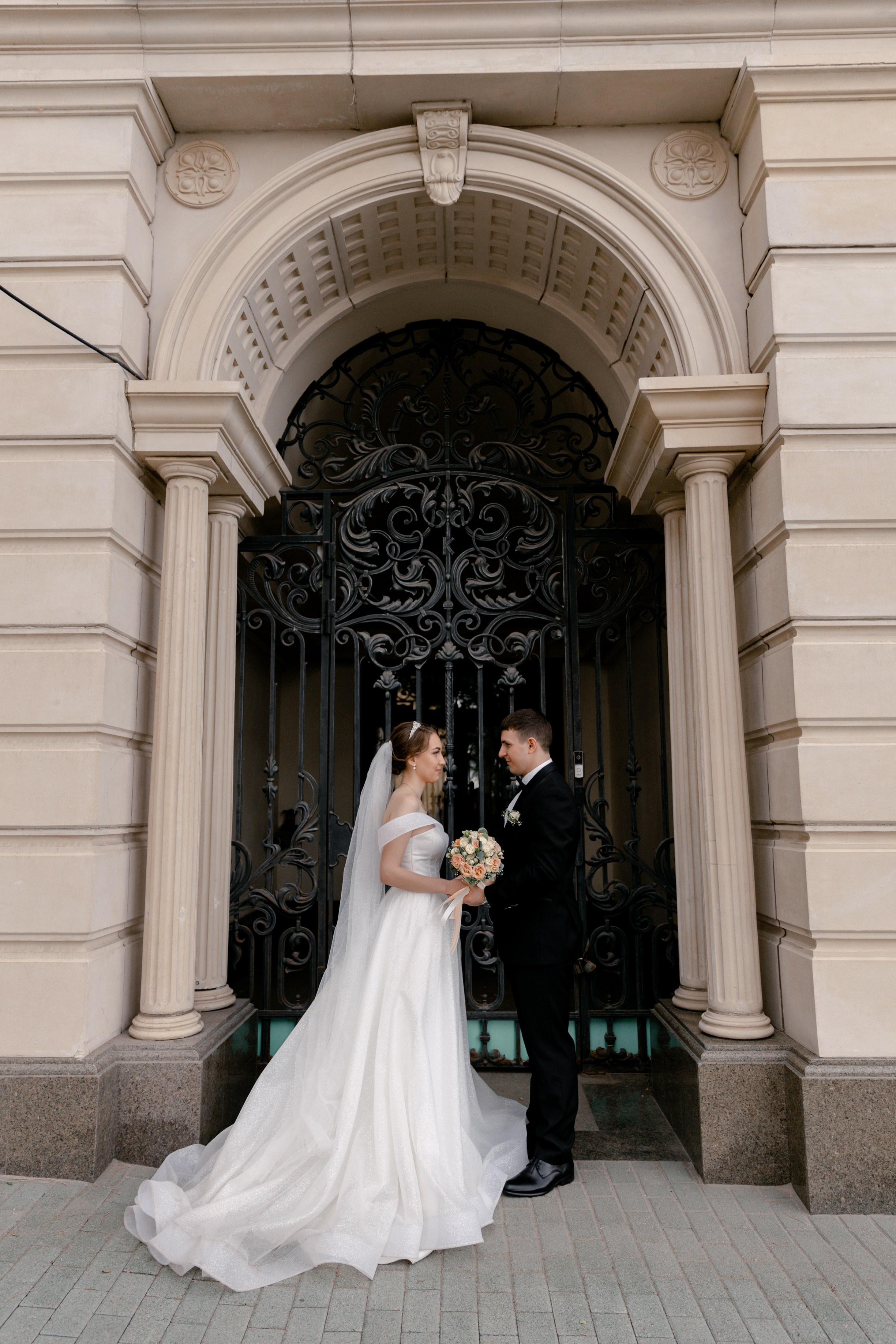 Свадебная прогулка. Камилла — свадебный и женский фотограф в Саратове