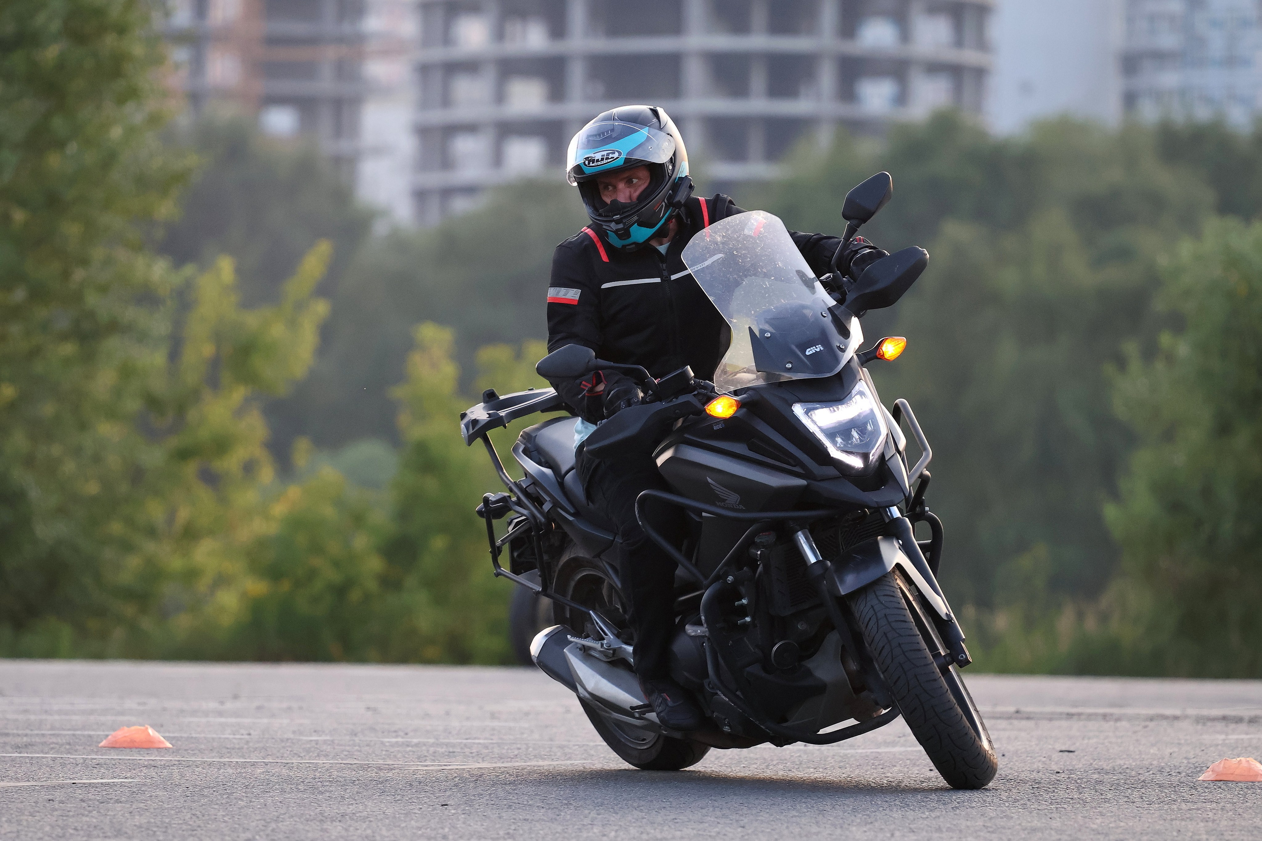 Мотоучебка. Занятия на площадке. Спортивный и репортажный фотограф Ермакова Светлана