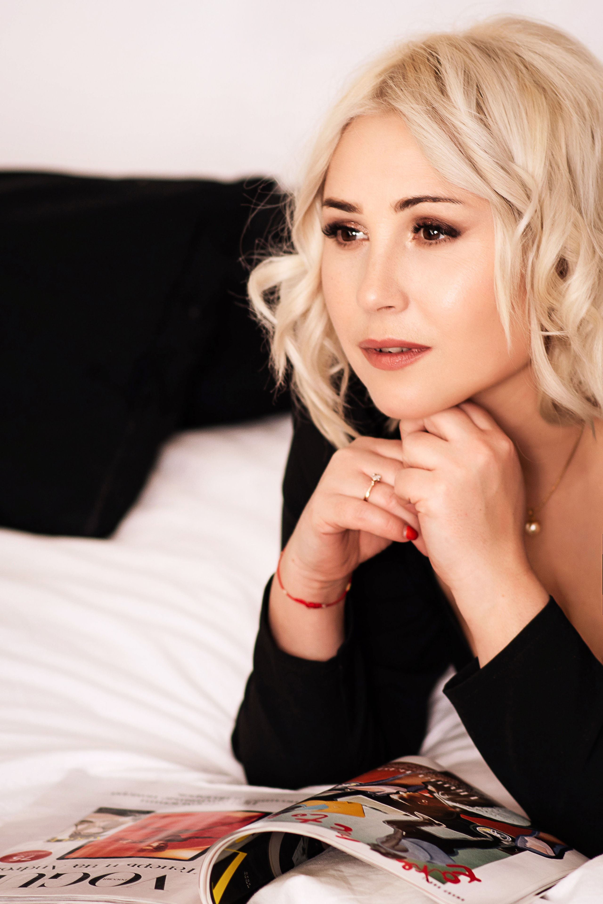 Женский портрет. Фотосессия в студии. Фотограф в Москве, Оксана Ребристая