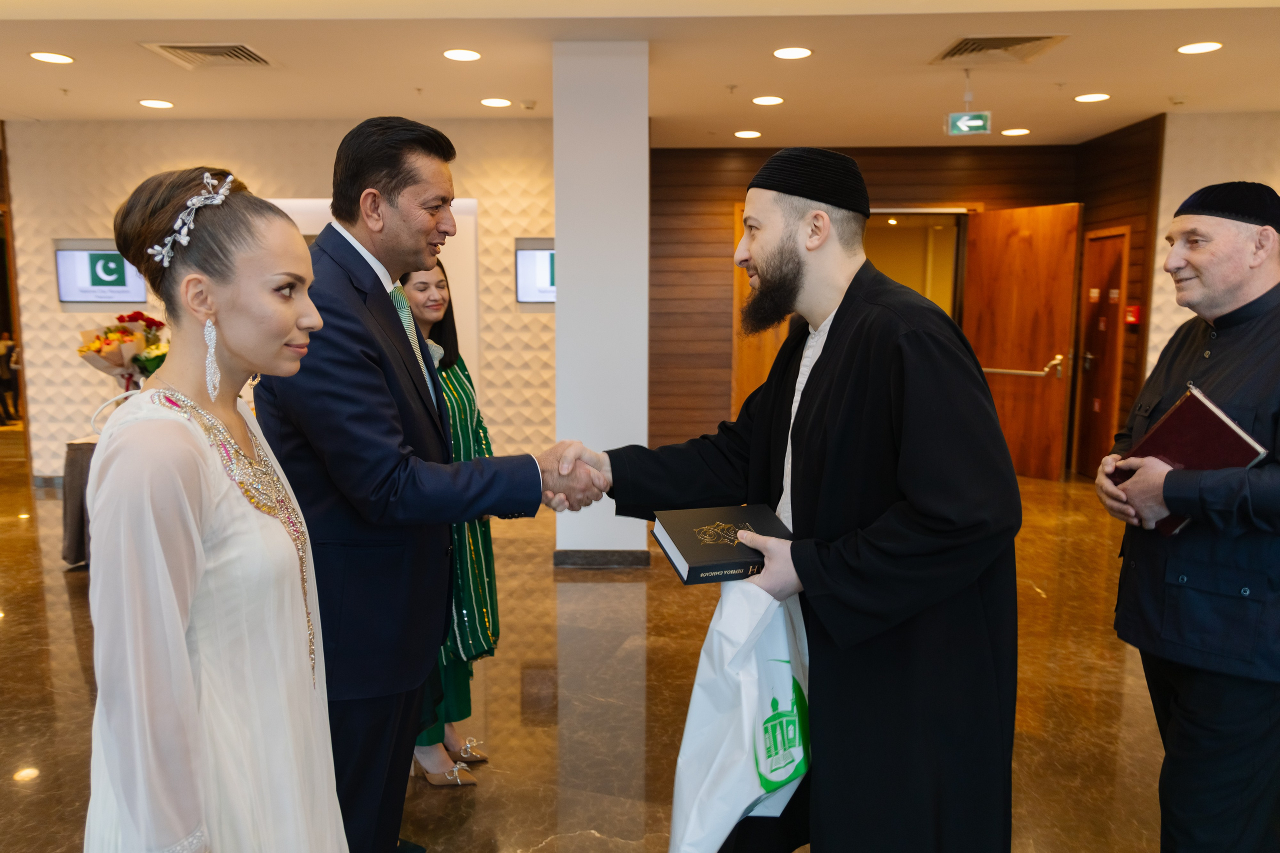 Фотосъемка делегации Пакистана в Беларуси в отеле Марриотт. Свадебный фотограф в Минске/Беларуси Сергей Спиридонов