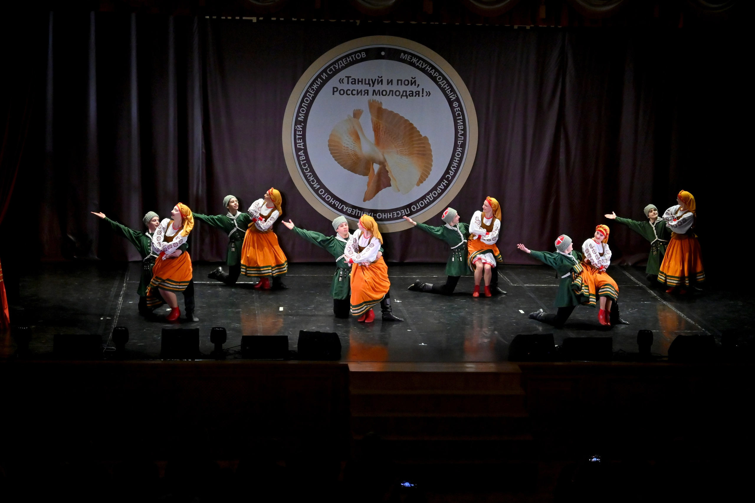 Гала-концерт. Танцуй и пой, Россия Молодая! 22.04.2024. Профессиональный фотограф в Москве Алёна Котова