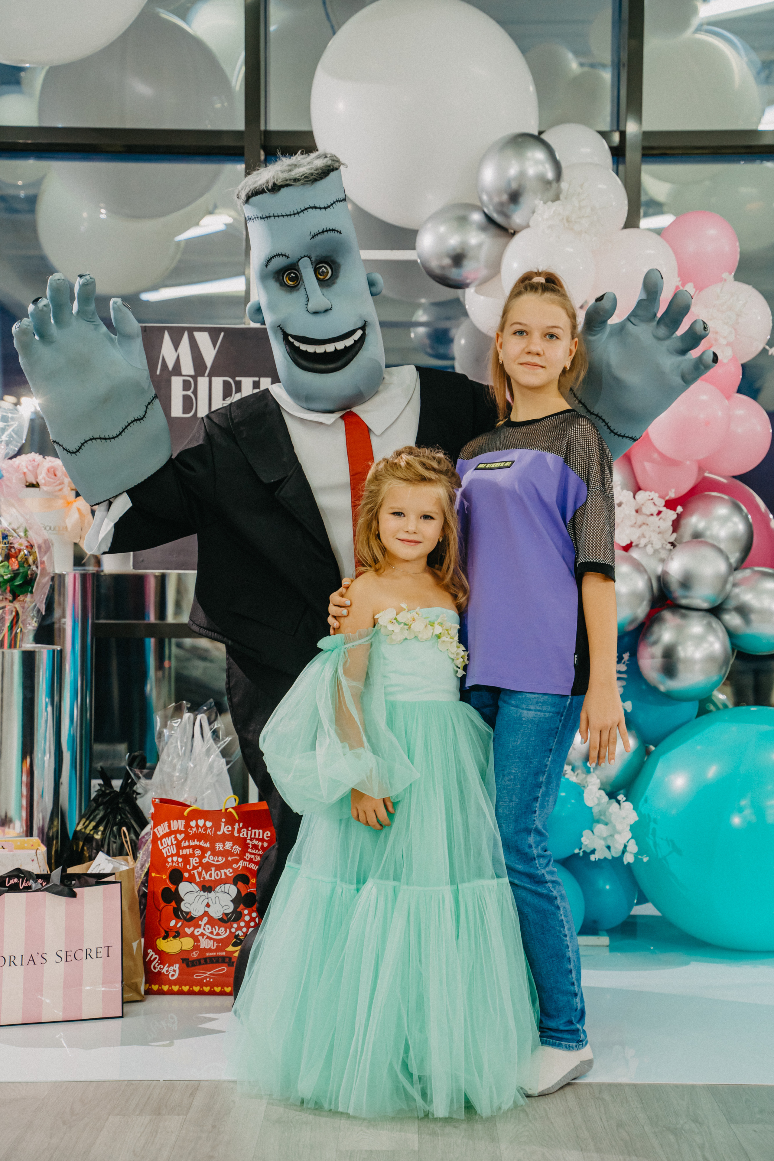 День рождении Ксюши. Выпускные альбомы для детского сада и школы в Красноярске Мария Русяев