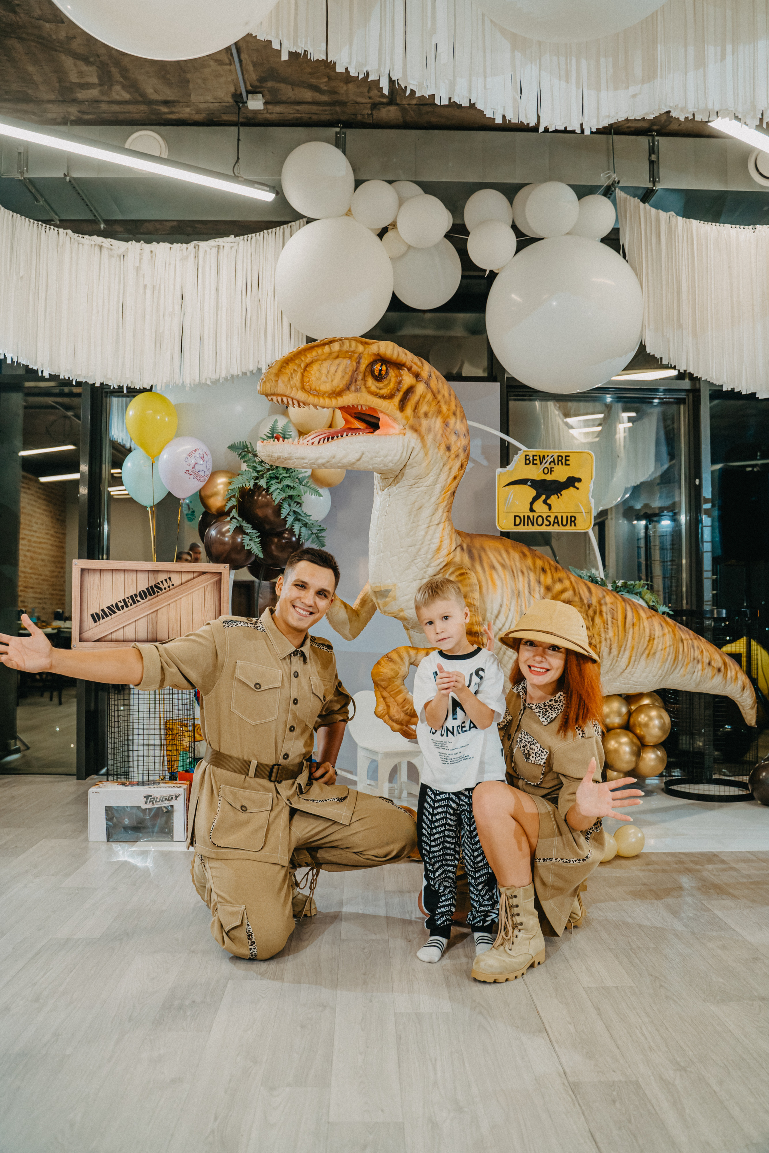 День рождения Максима. Выпускные альбомы для детского сада и школы в Красноярске Мария Русяев