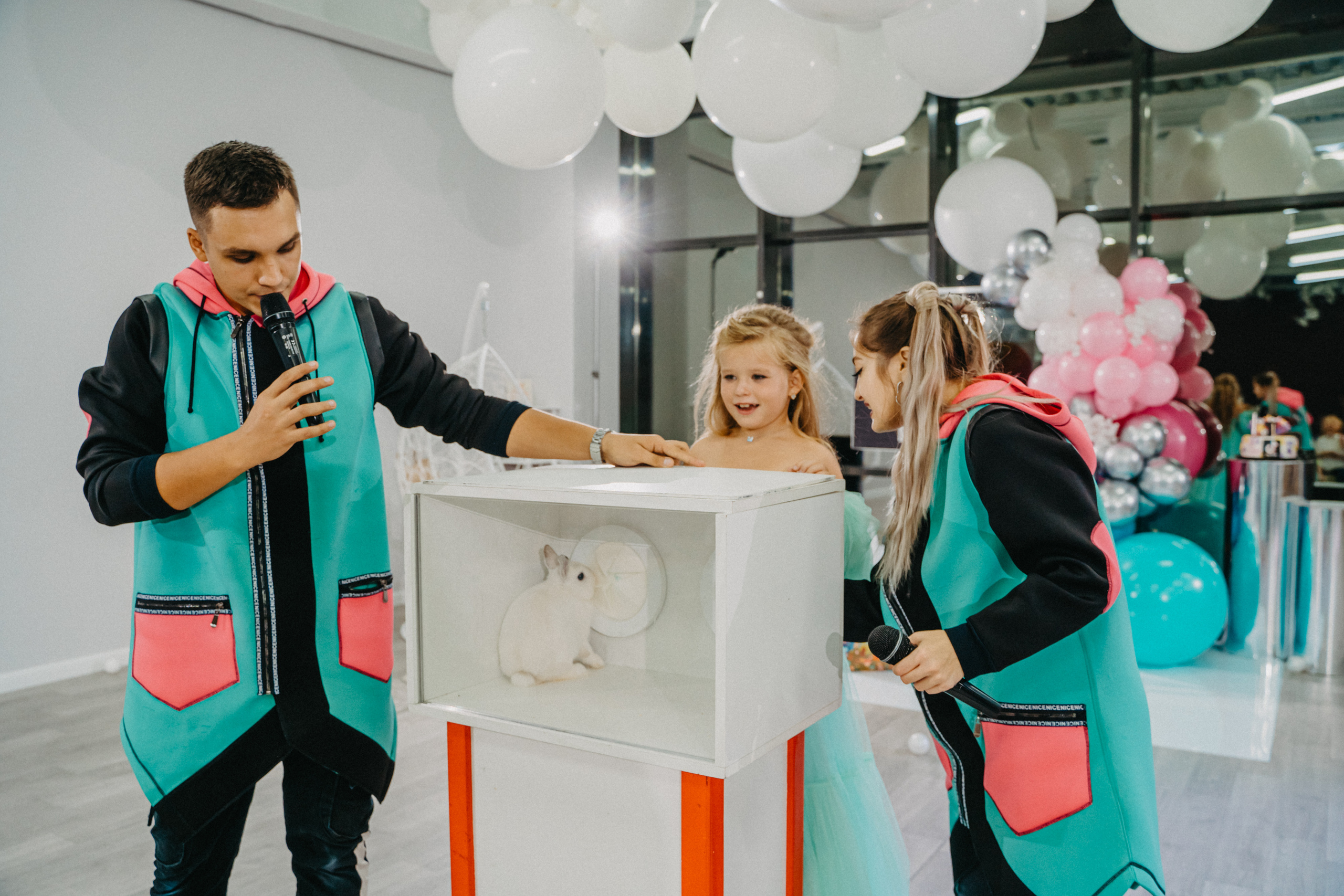 День рождении Ксюши. Выпускные альбомы для детского сада и школы в Красноярске Мария Русяев