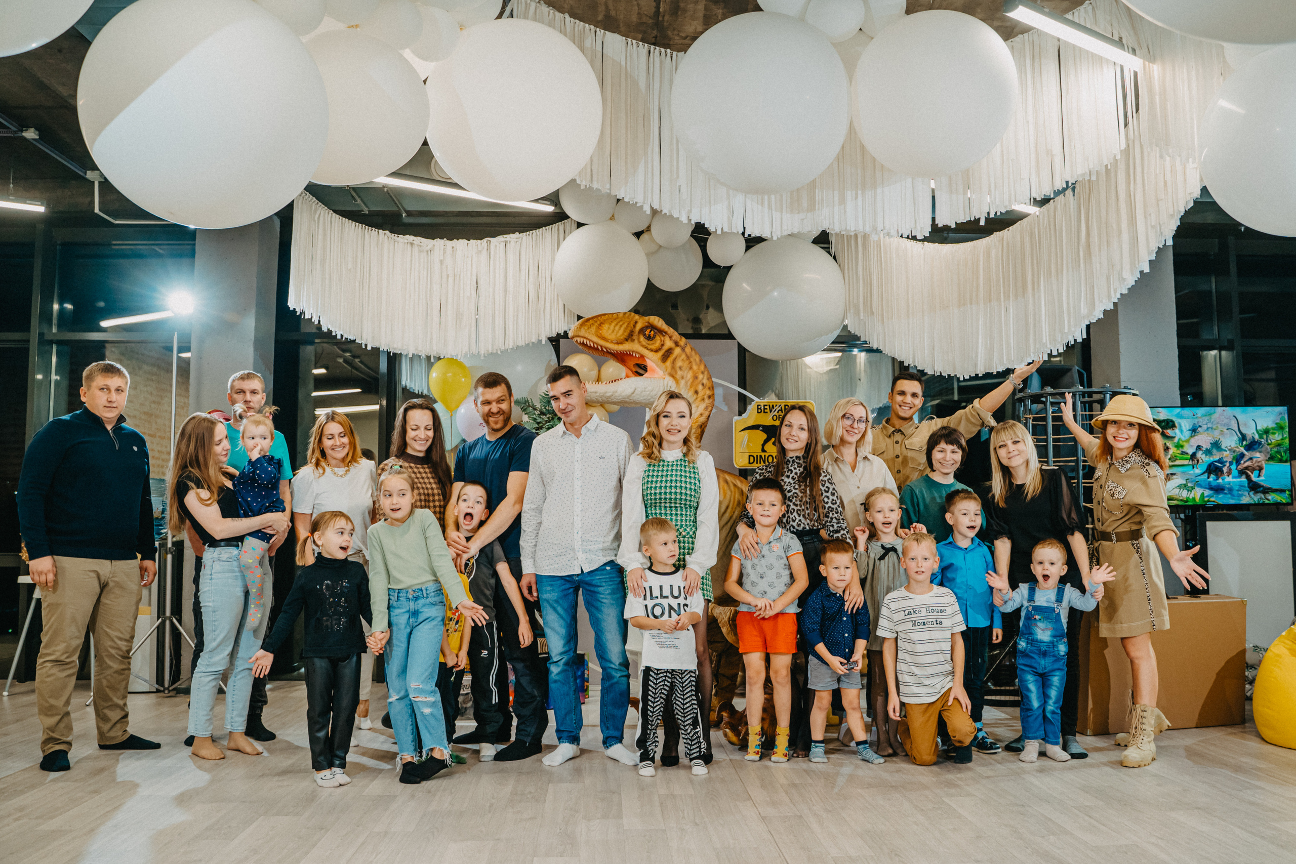 День рождения Максима. Выпускные альбомы для детского сада и школы в Красноярске Мария Русяев