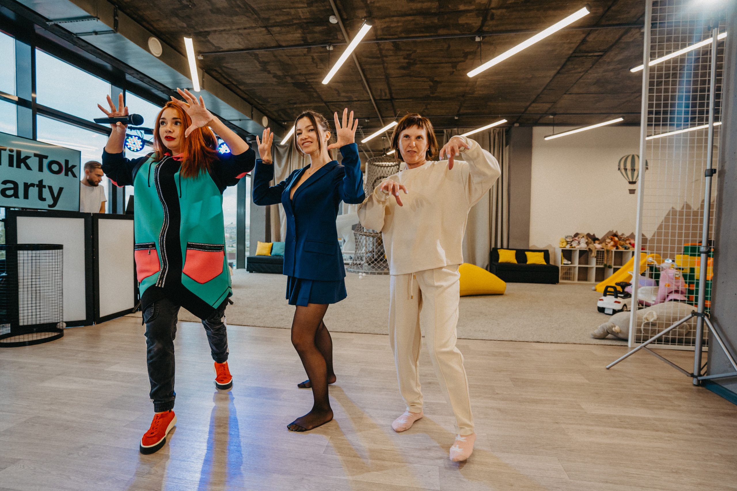 День рождения Артёма в LoftMary. Выпускные альбомы для детского сада и школы в Красноярске Мария Русяев