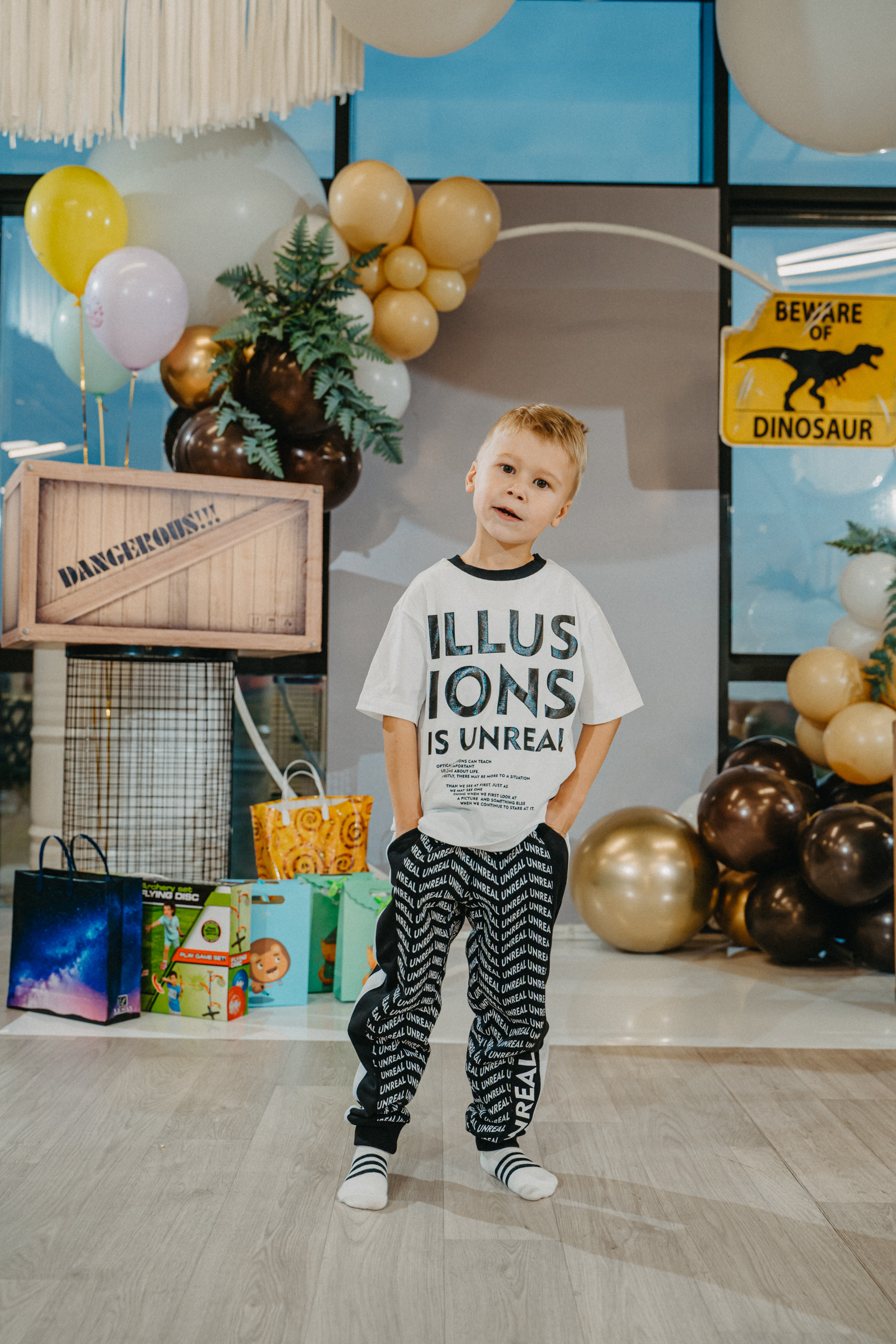 День рождения Максима. Выпускные альбомы для детского сада и школы в Красноярске Мария Русяев