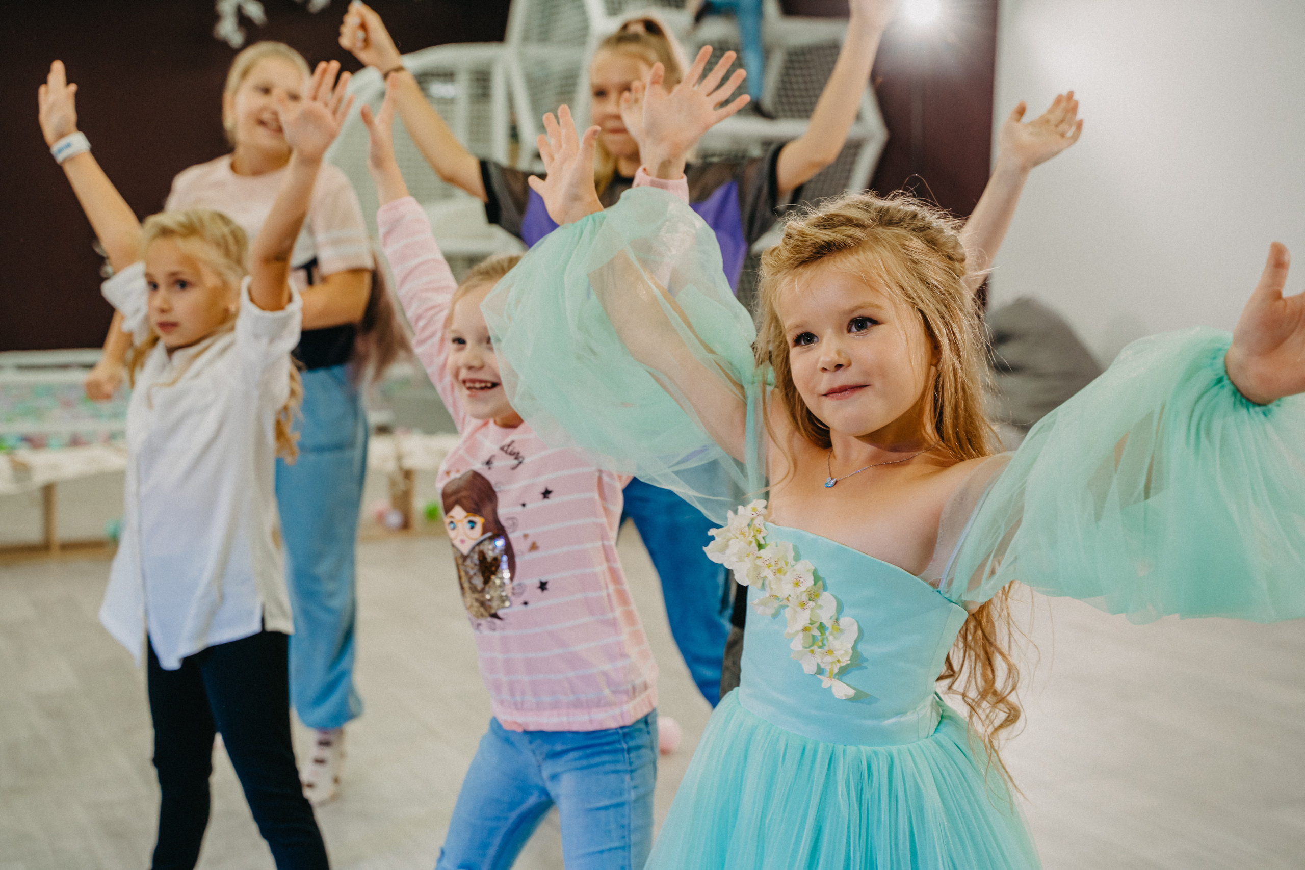 День рождении Ксюши. Выпускные альбомы для детского сада и школы в Красноярске Мария Русяев