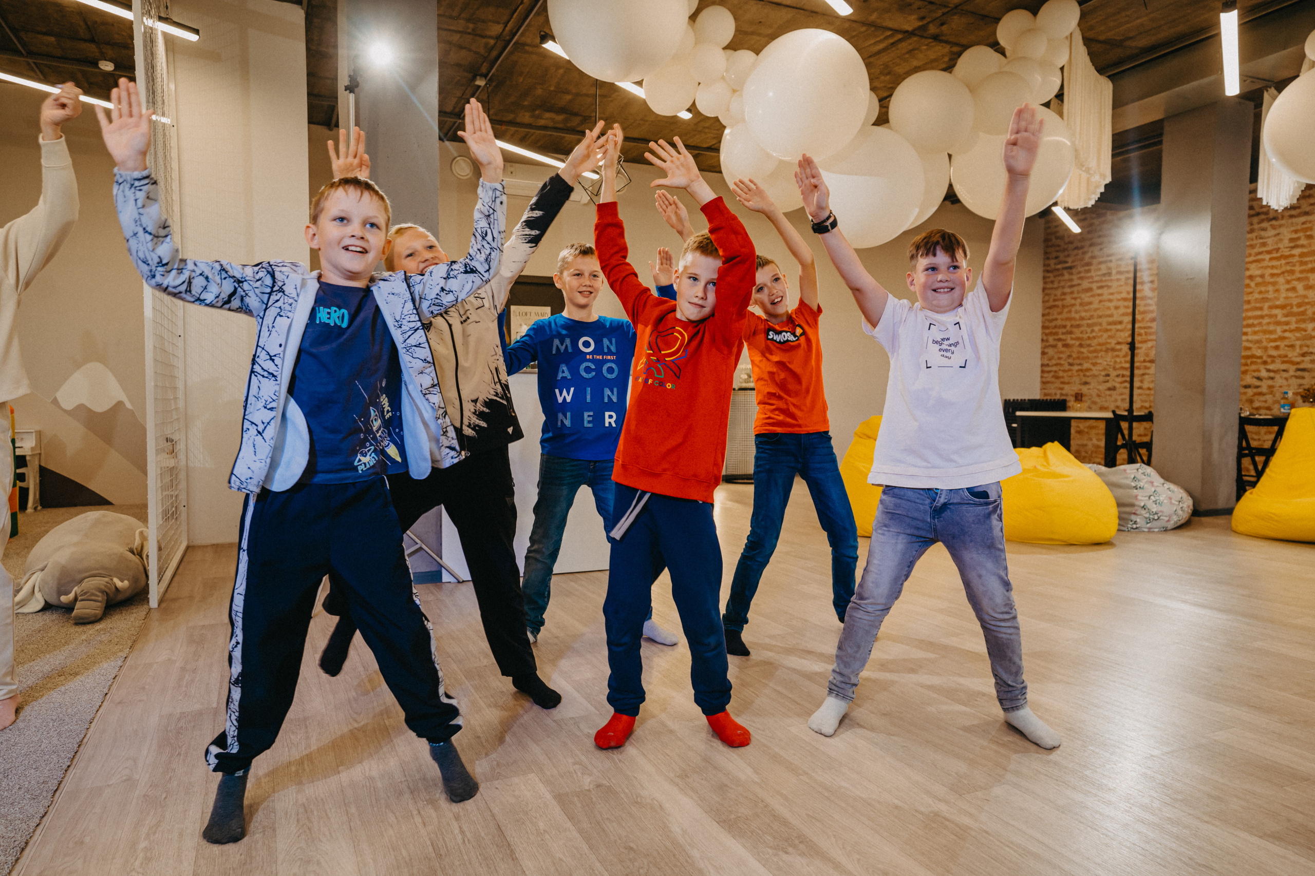 День рождения Артёма в LoftMary. Выпускные альбомы для детского сада и школы в Красноярске Мария Русяев