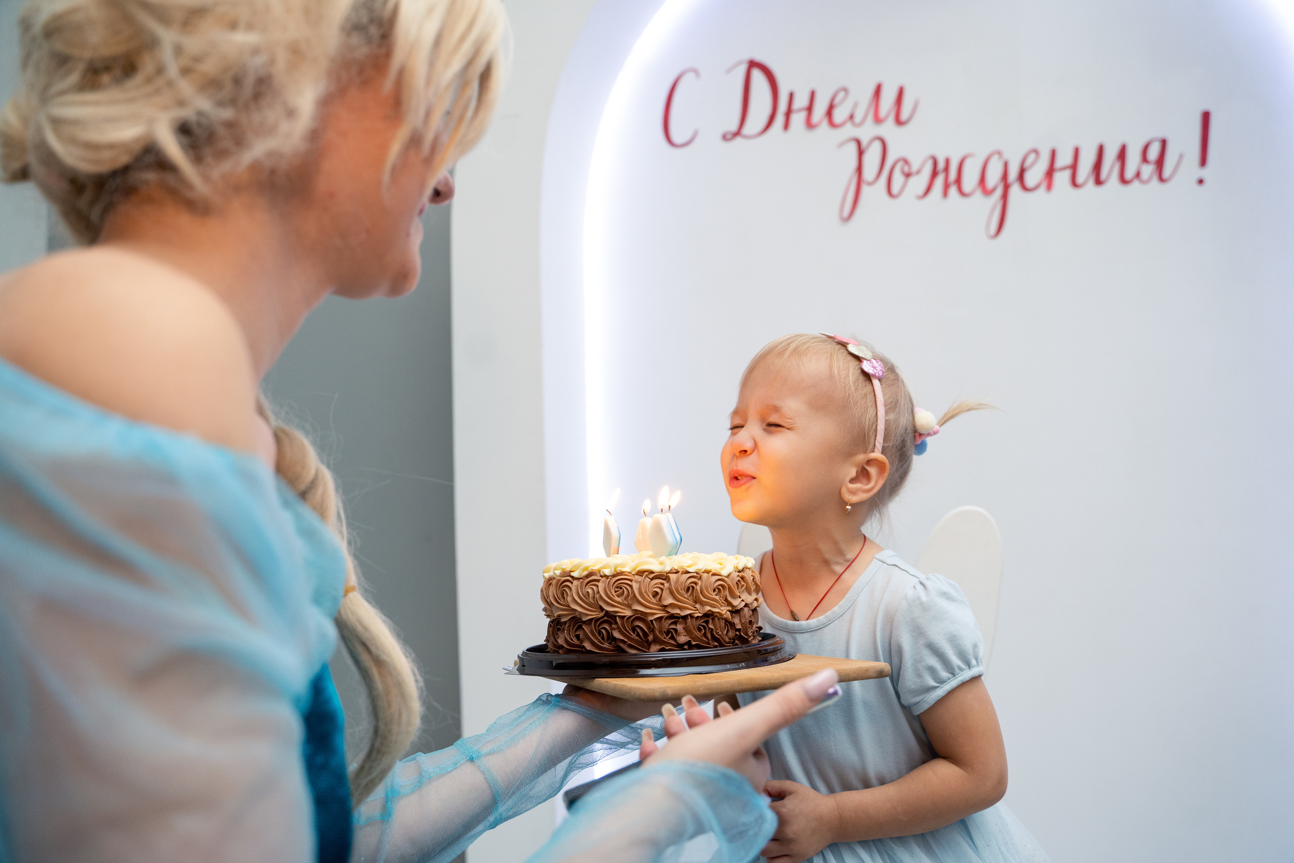 День рождения Софии в MaryLand. Выпускные альбомы для детского сада и школы в Красноярске Мария Русяев