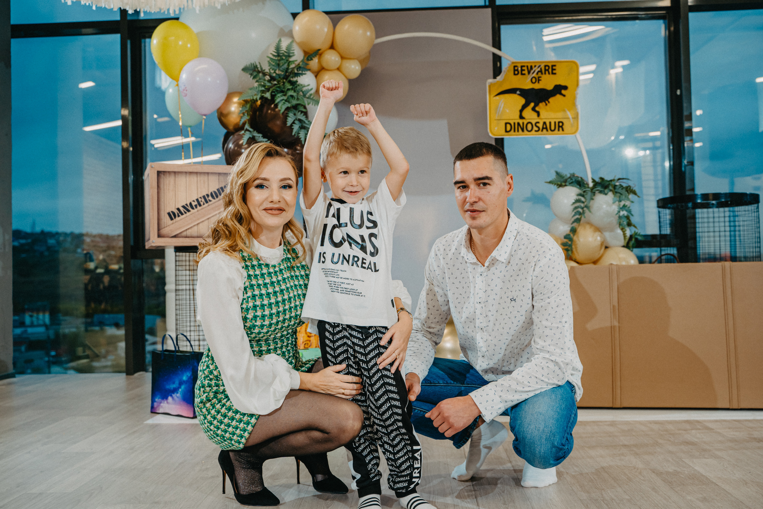 День рождения Максима. Выпускные альбомы для детского сада и школы в Красноярске Мария Русяев