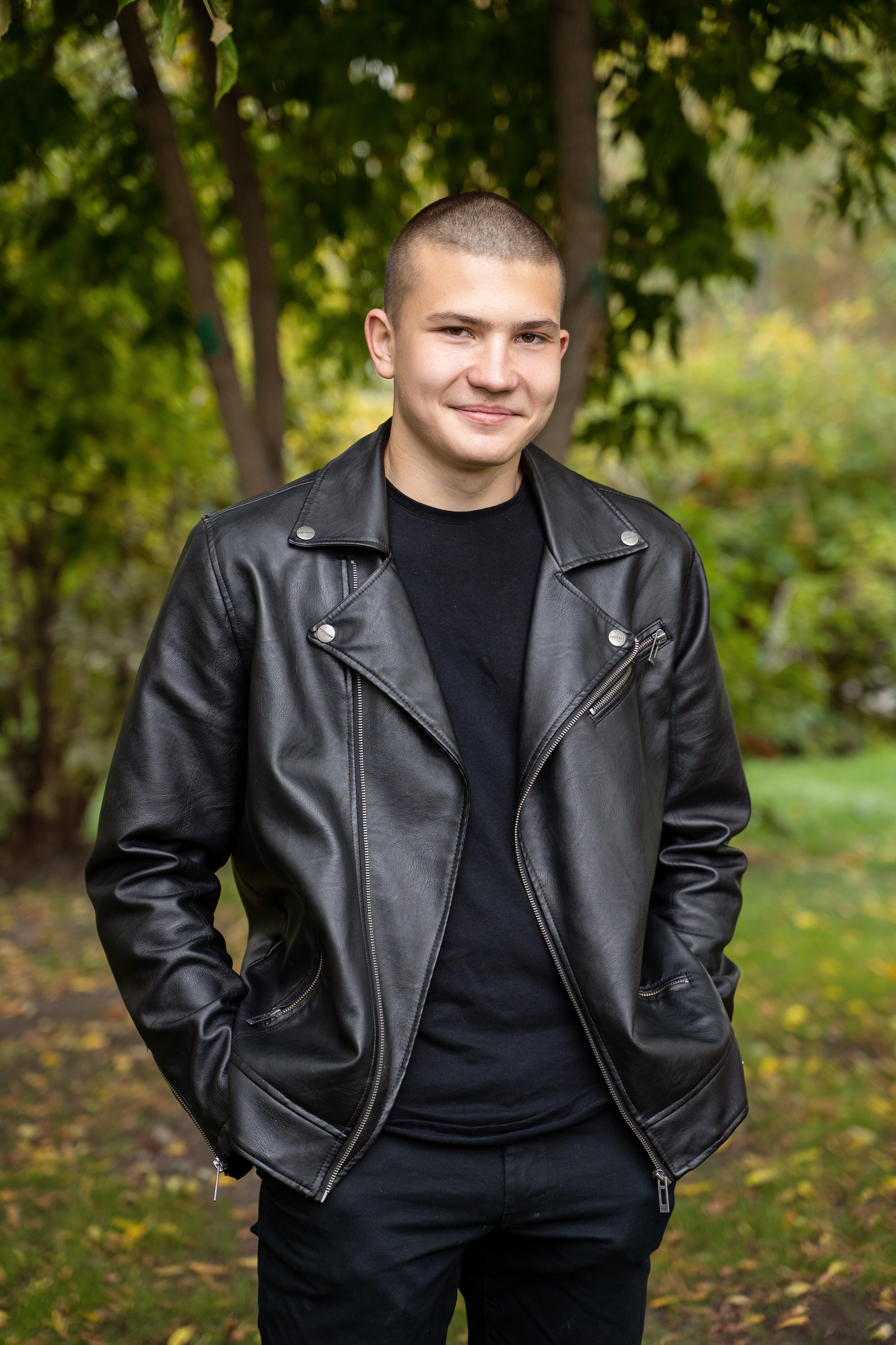 Выпускные школьные альбомы. Выпускные альбомы для детского сада и школы в Красноярске Мария Русяев