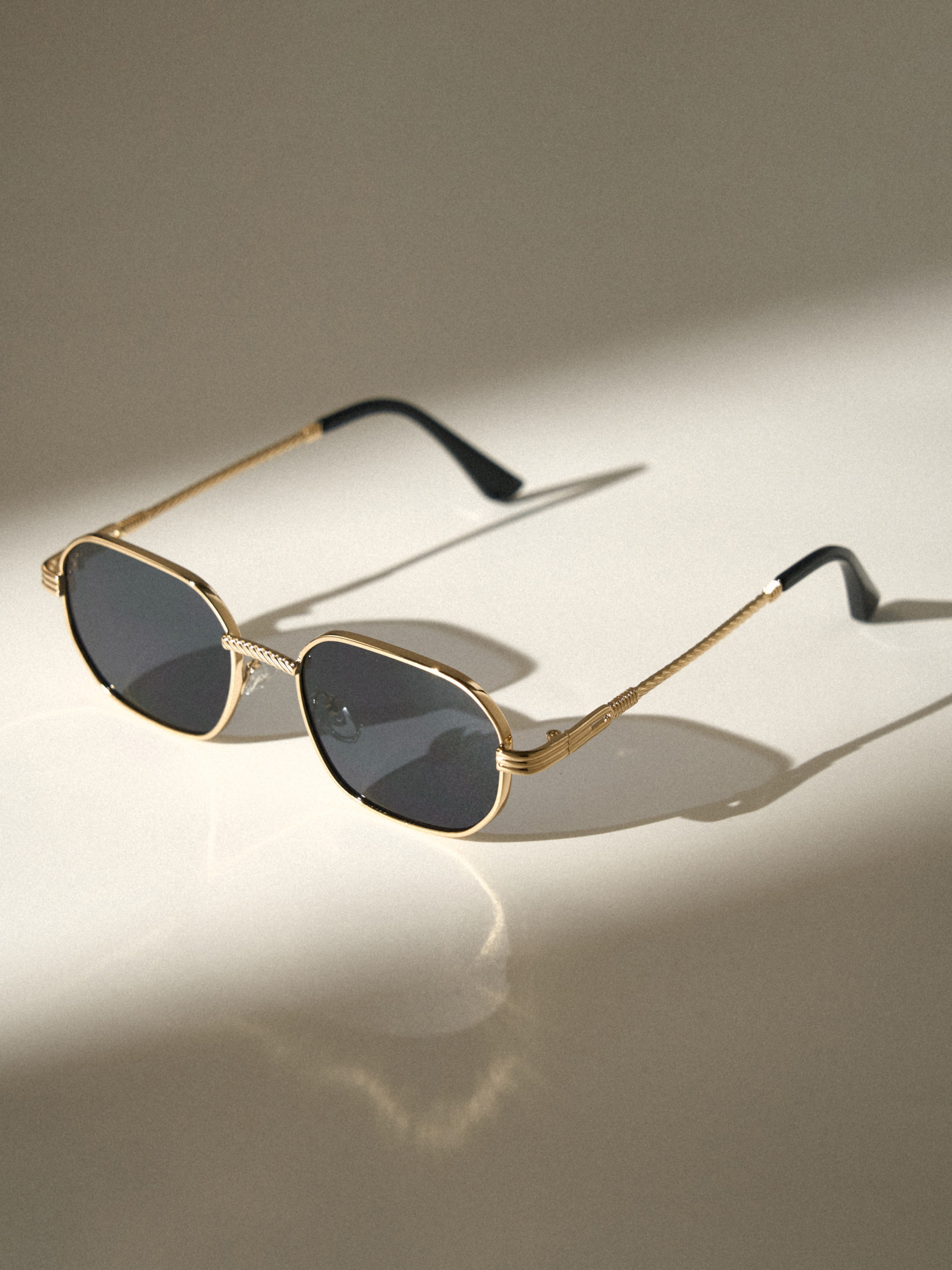 YAVIQUE. Кирилл Гольцберг | фотограф для брендов одежды и бизнеса