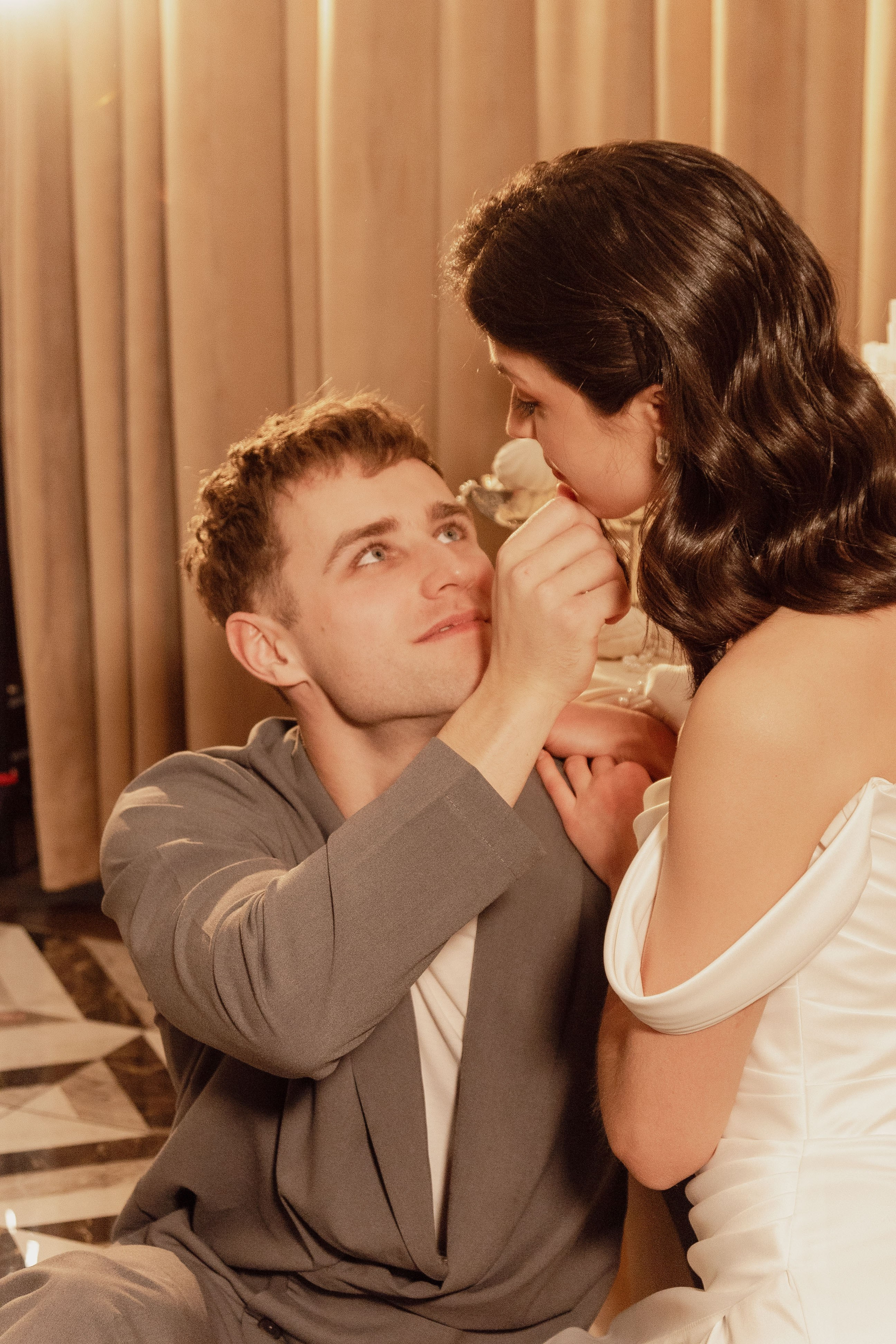 Свадебная съемка в Отеле River Palace. Фотограф Елена: естественные кадры с душой | Портреты, пары, свадьбы в Петербурге