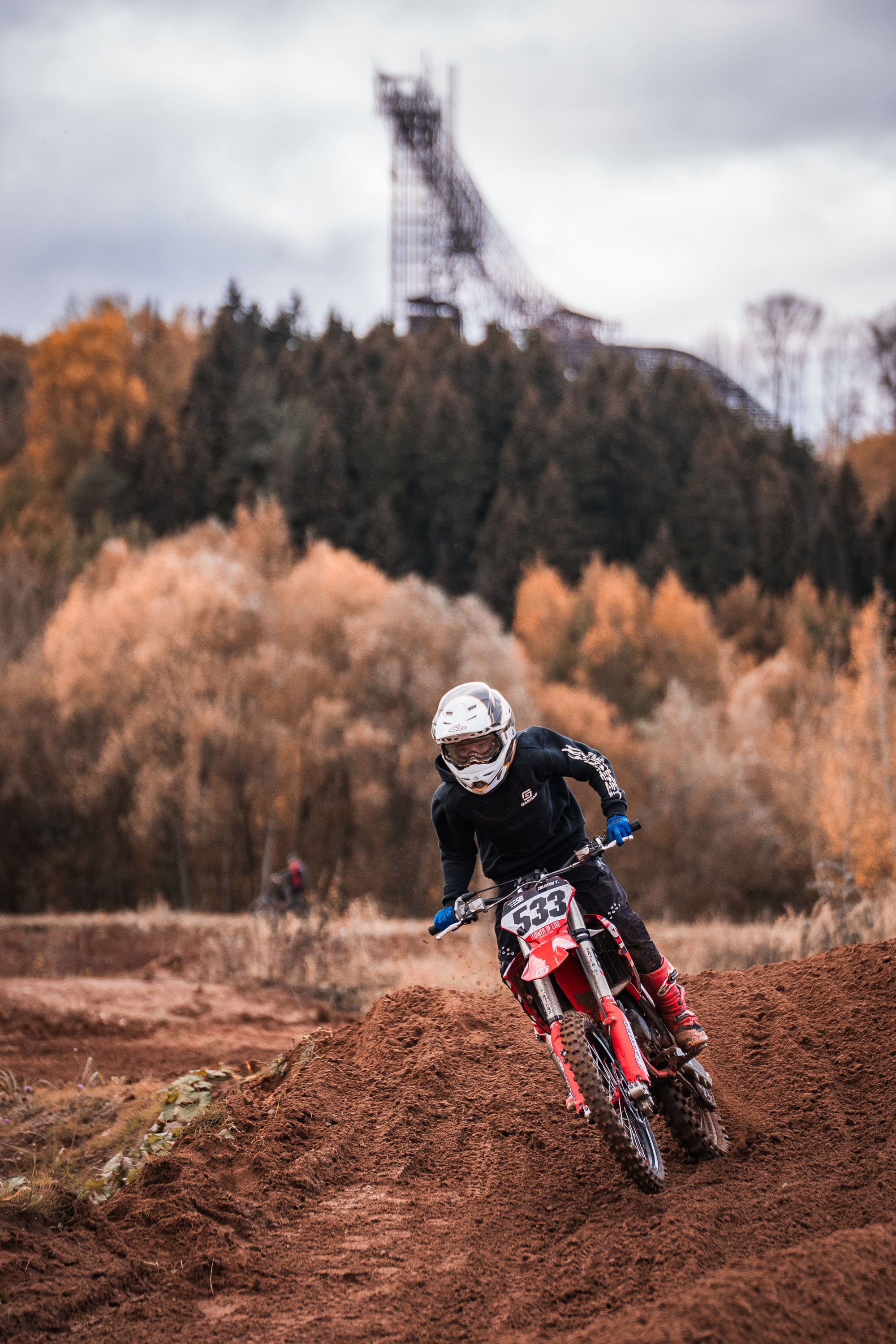 Мотокросс «Золотая осень». Паша Страхов — фотограф