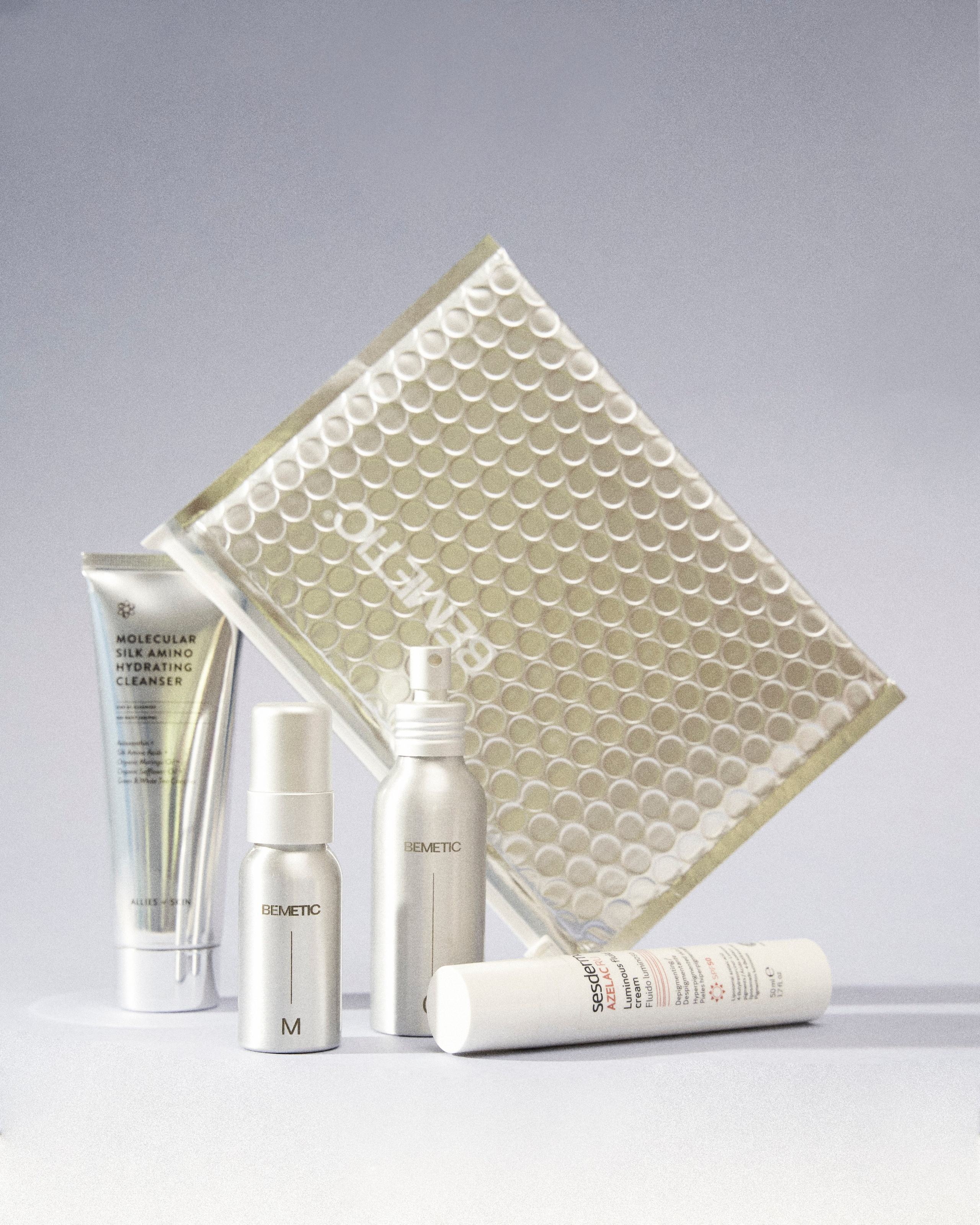 Still life. Photographer