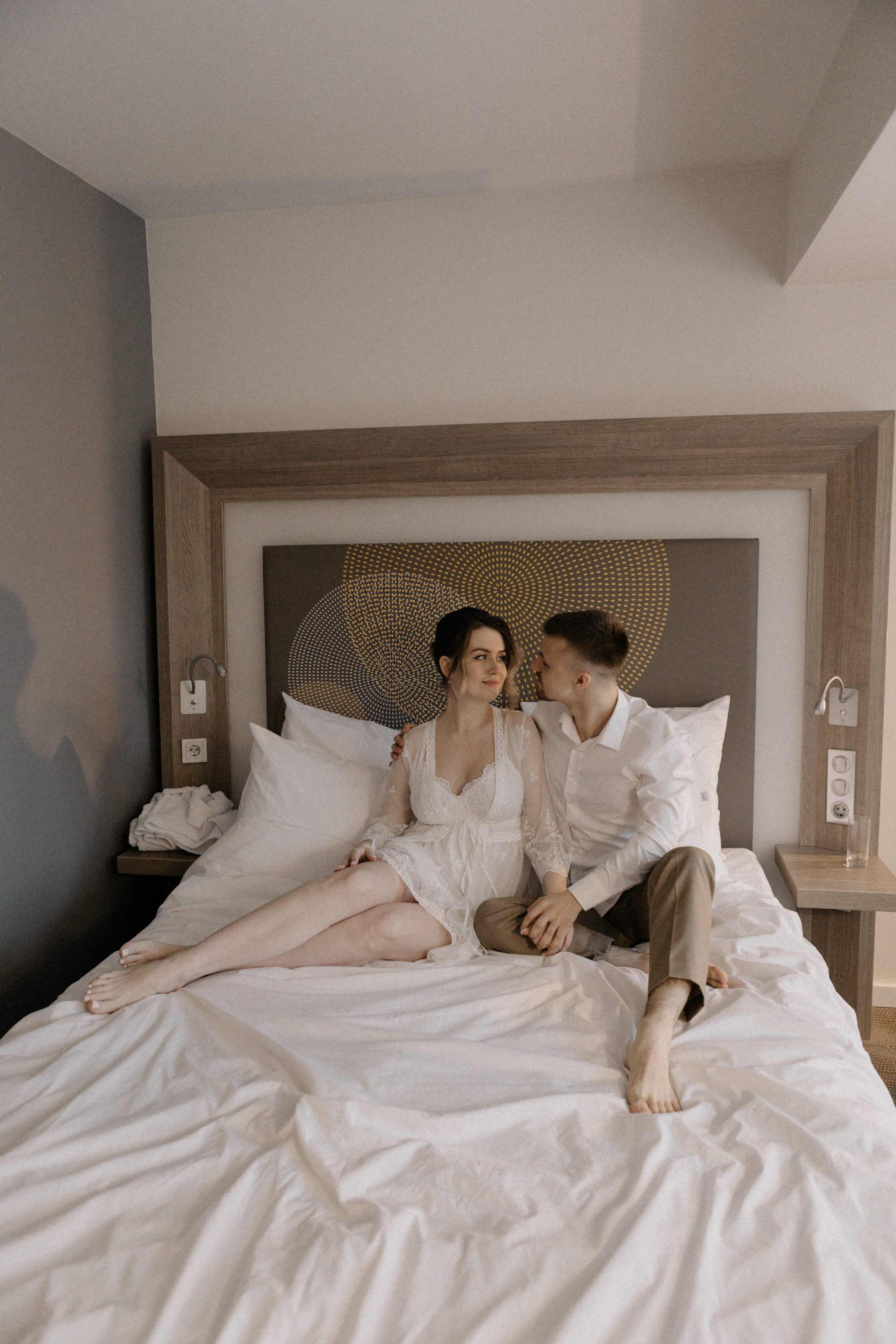 Ксюша и Илья. Утро в отеле роспись в Birds. Свадебный и портретный фотограф в Москве Анастасия Масюк